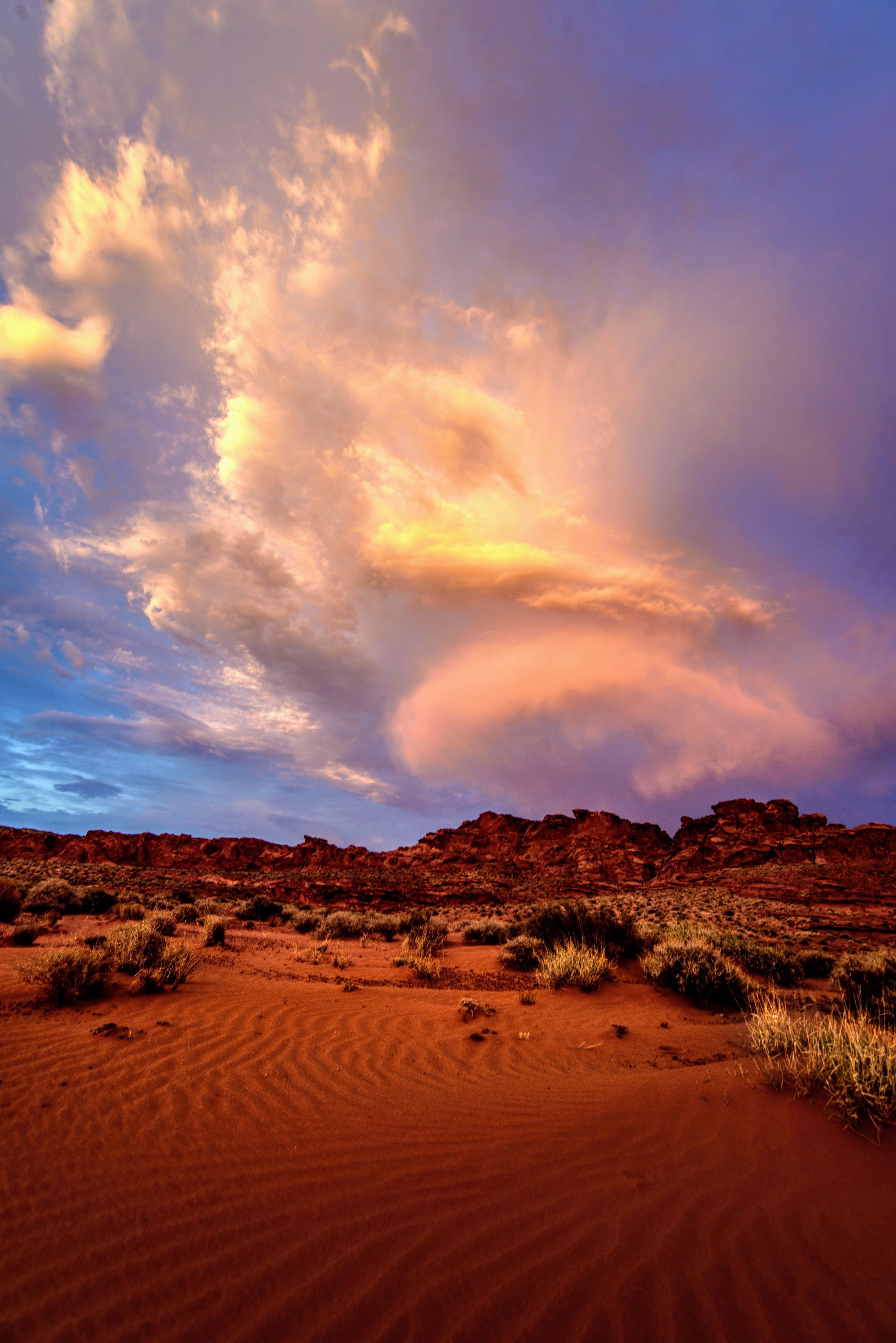 Waves in the sand at sunset in the Nevada desert. Clark county. [OC] 3268X4896 r/EarthPorn