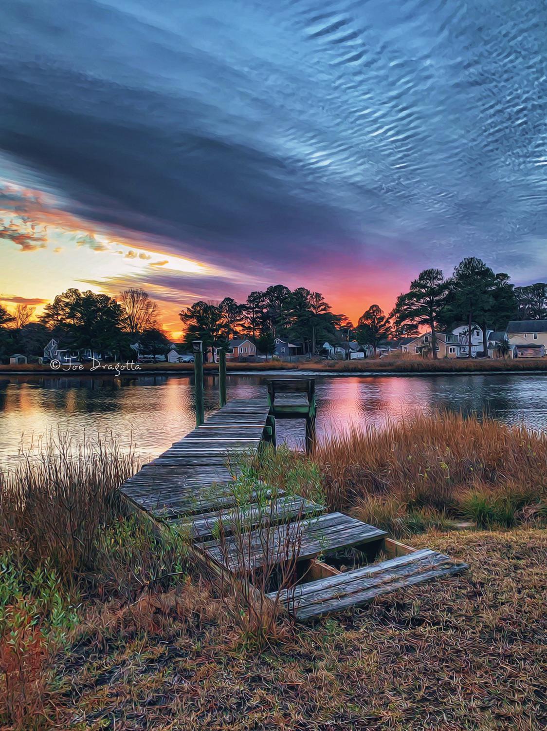 Sunset on Elizabeth River, Churchland area r/Virginia