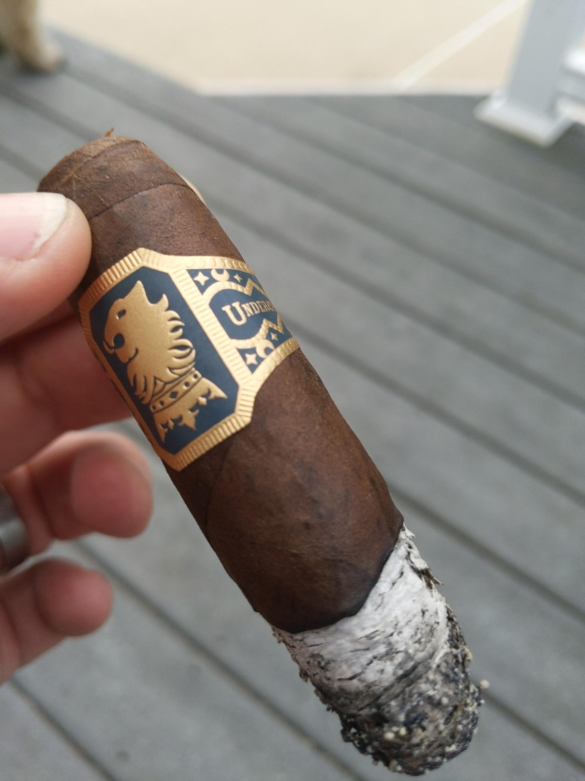 Keeps going out r/cigars