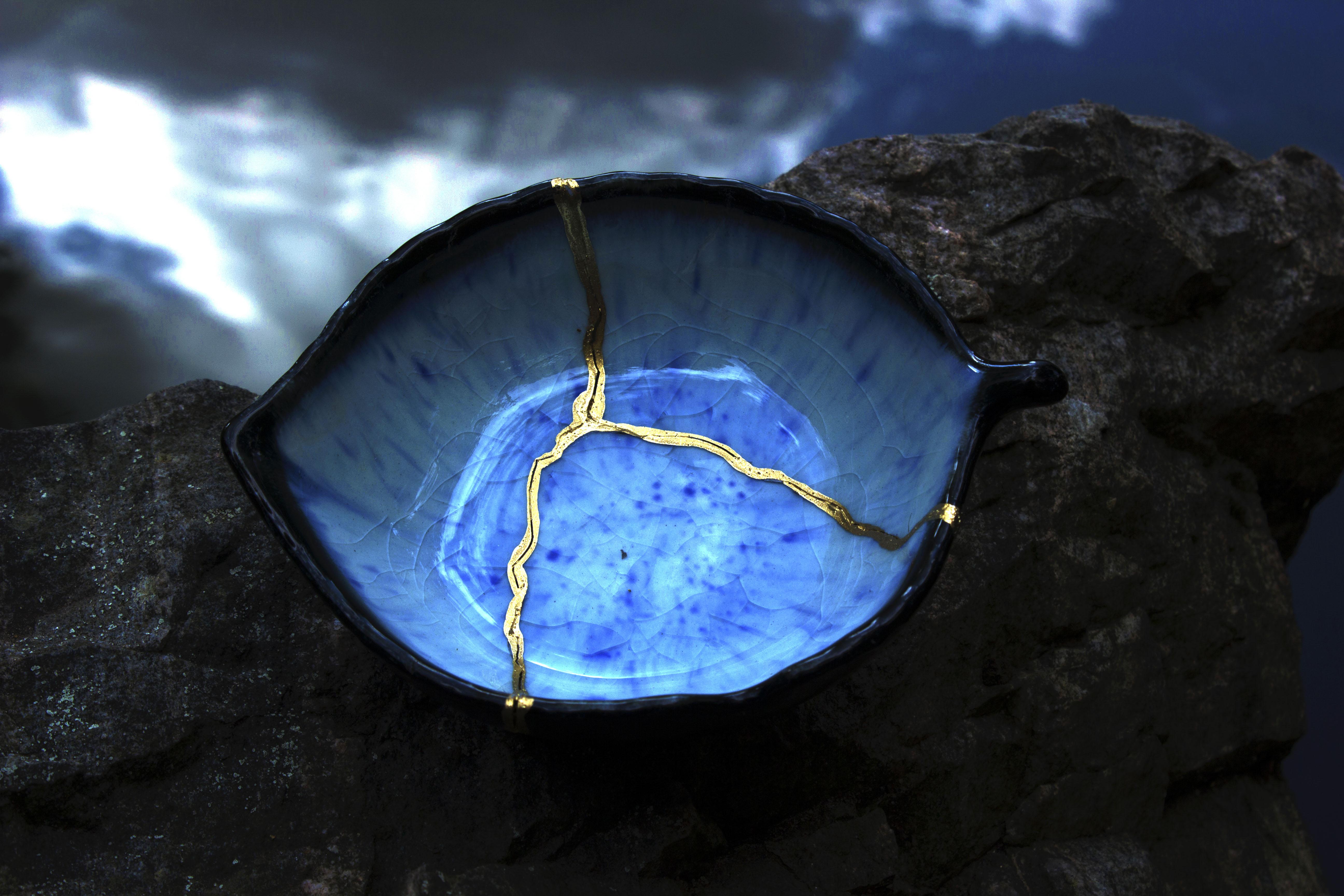 Kintsugi Gold pottery r/kintsugi