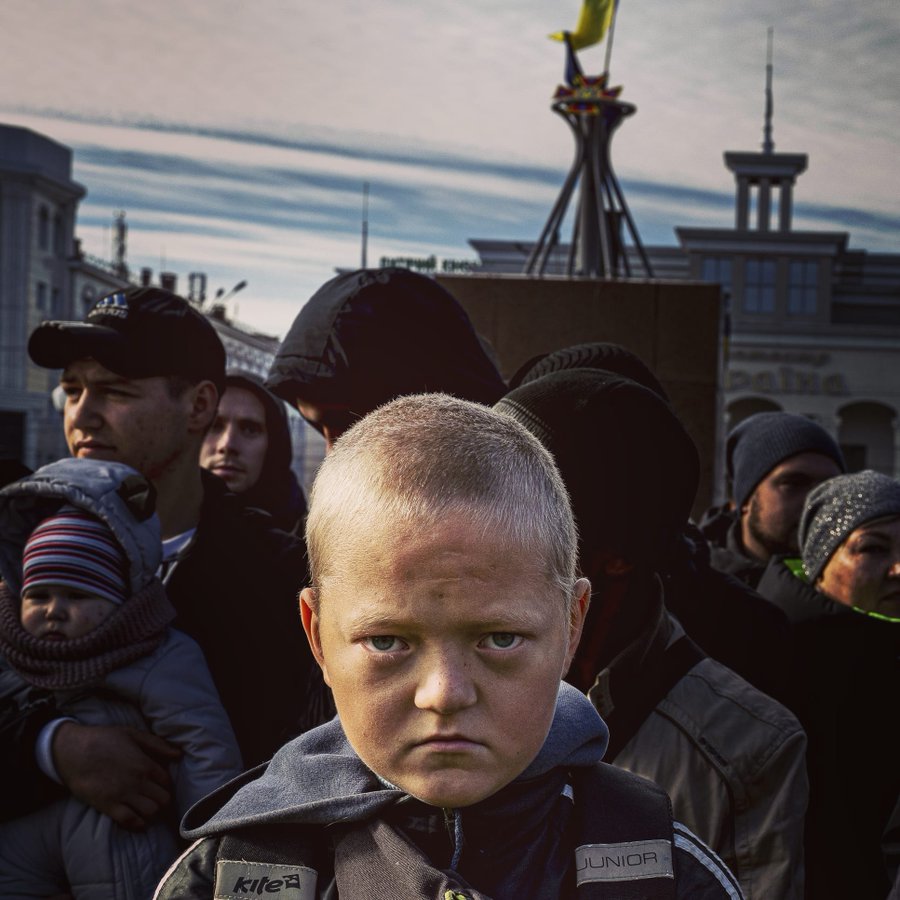A boy in Kherson who lived through Russian occupation. Photo by