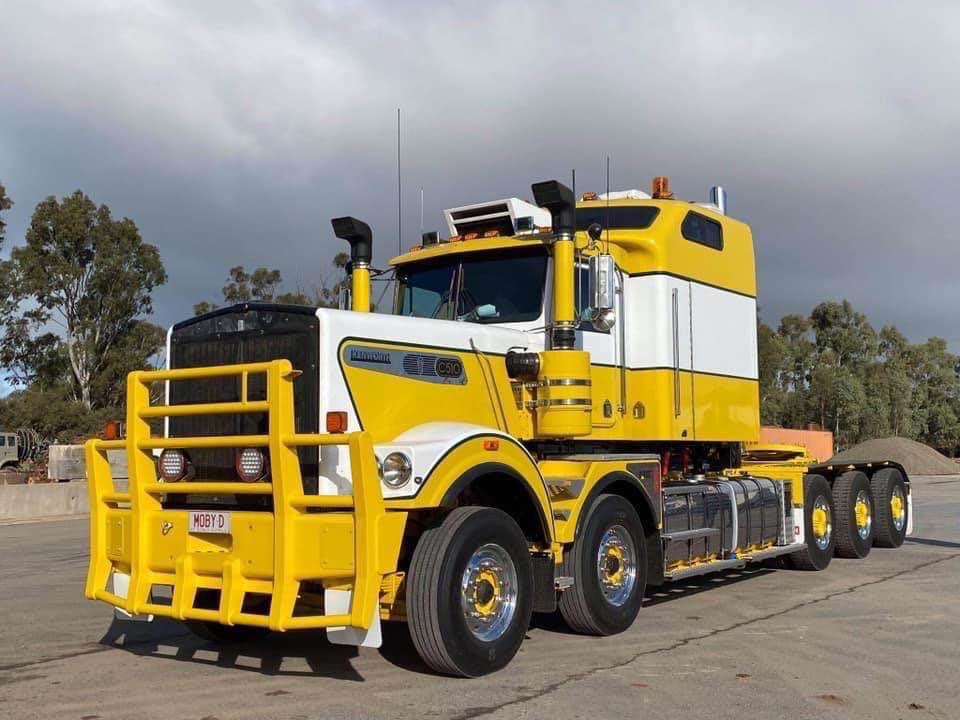 How’s this for heavy duty Kenworth C510 tridrive powered by 27 litre
