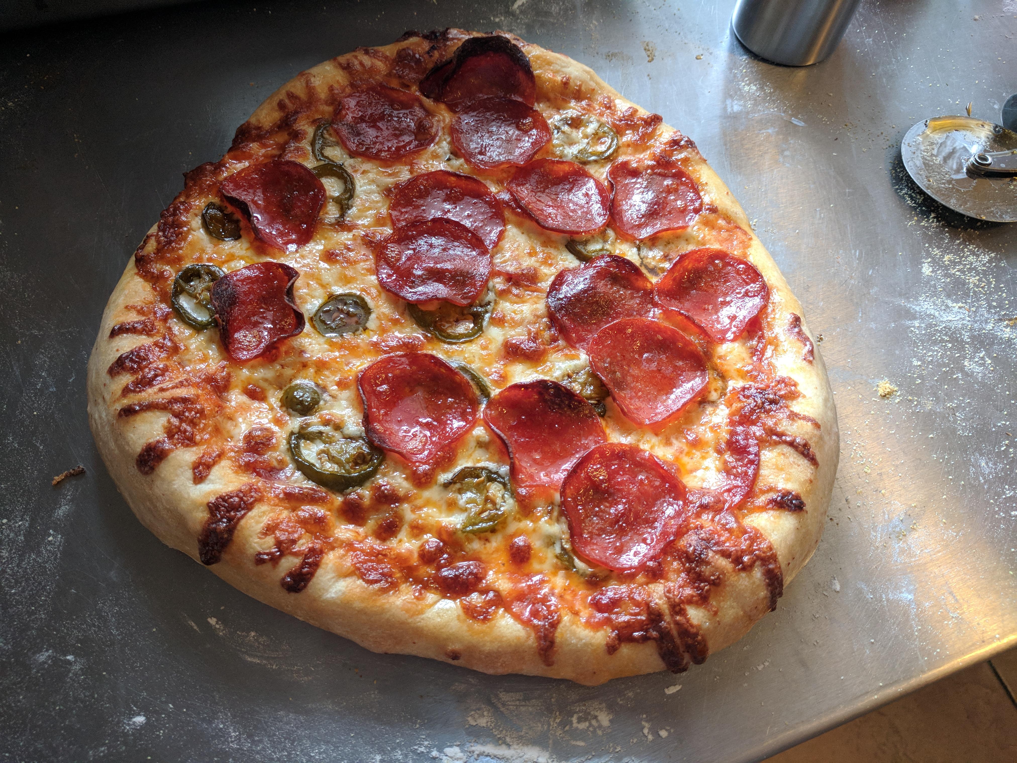 [Homemade] Jalapeno Pepperoni Pizza r/food