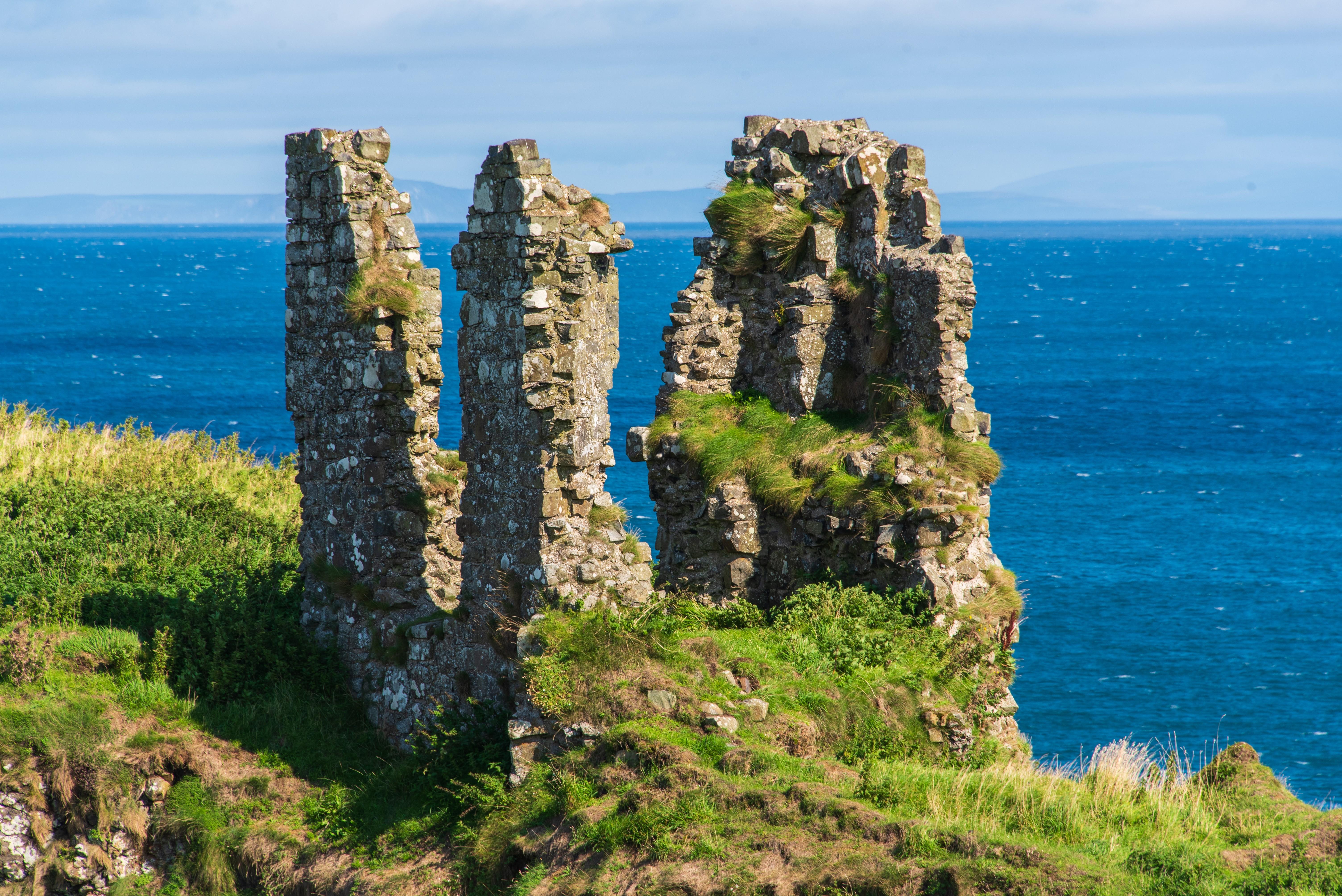 Castle Ruins, Antrim Coast, Northern Ireland [OS] [6016x4016] r/ruralporn