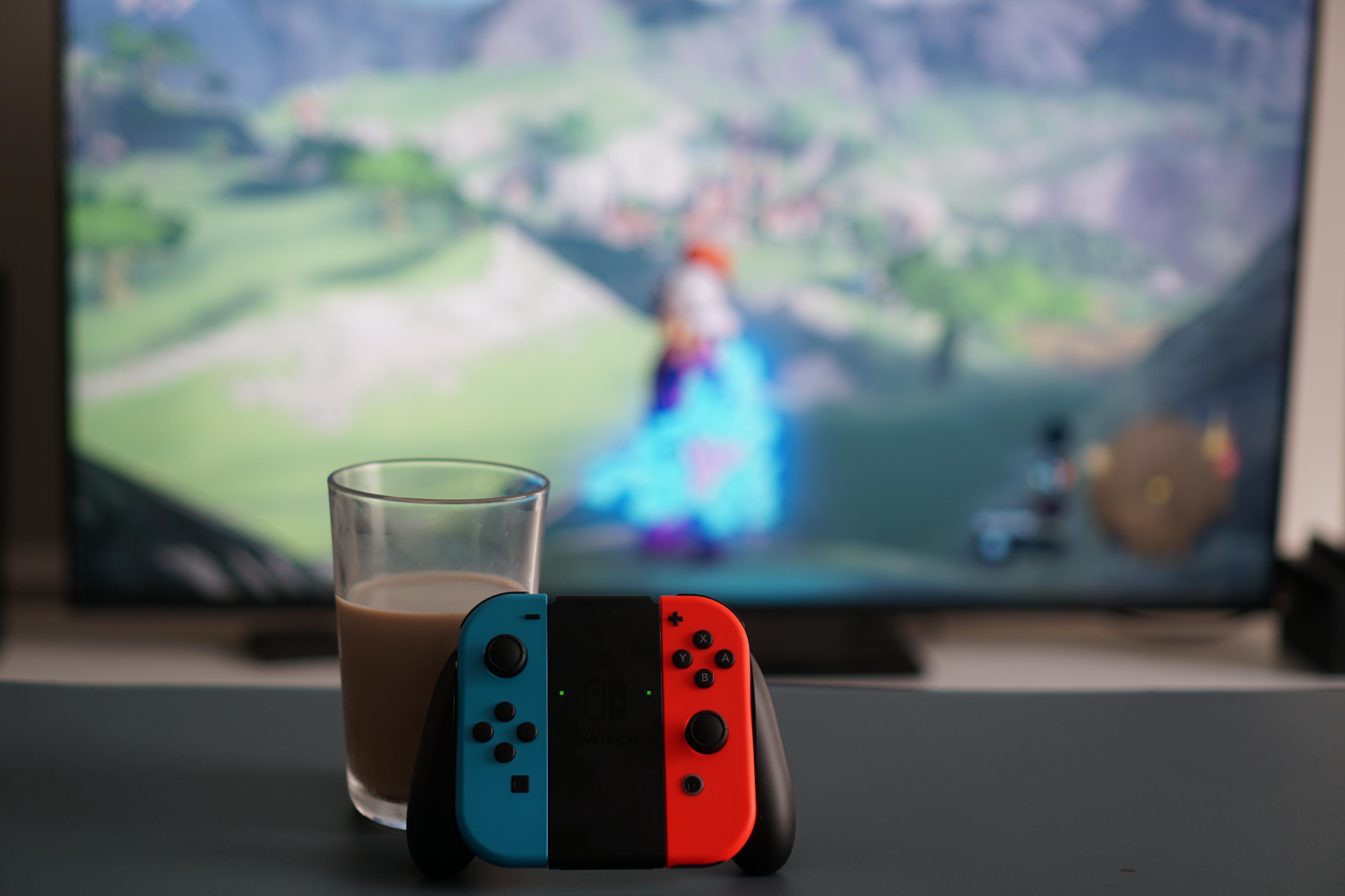 Mornings are for chocolate milk and Zelda r/NintendoSwitch