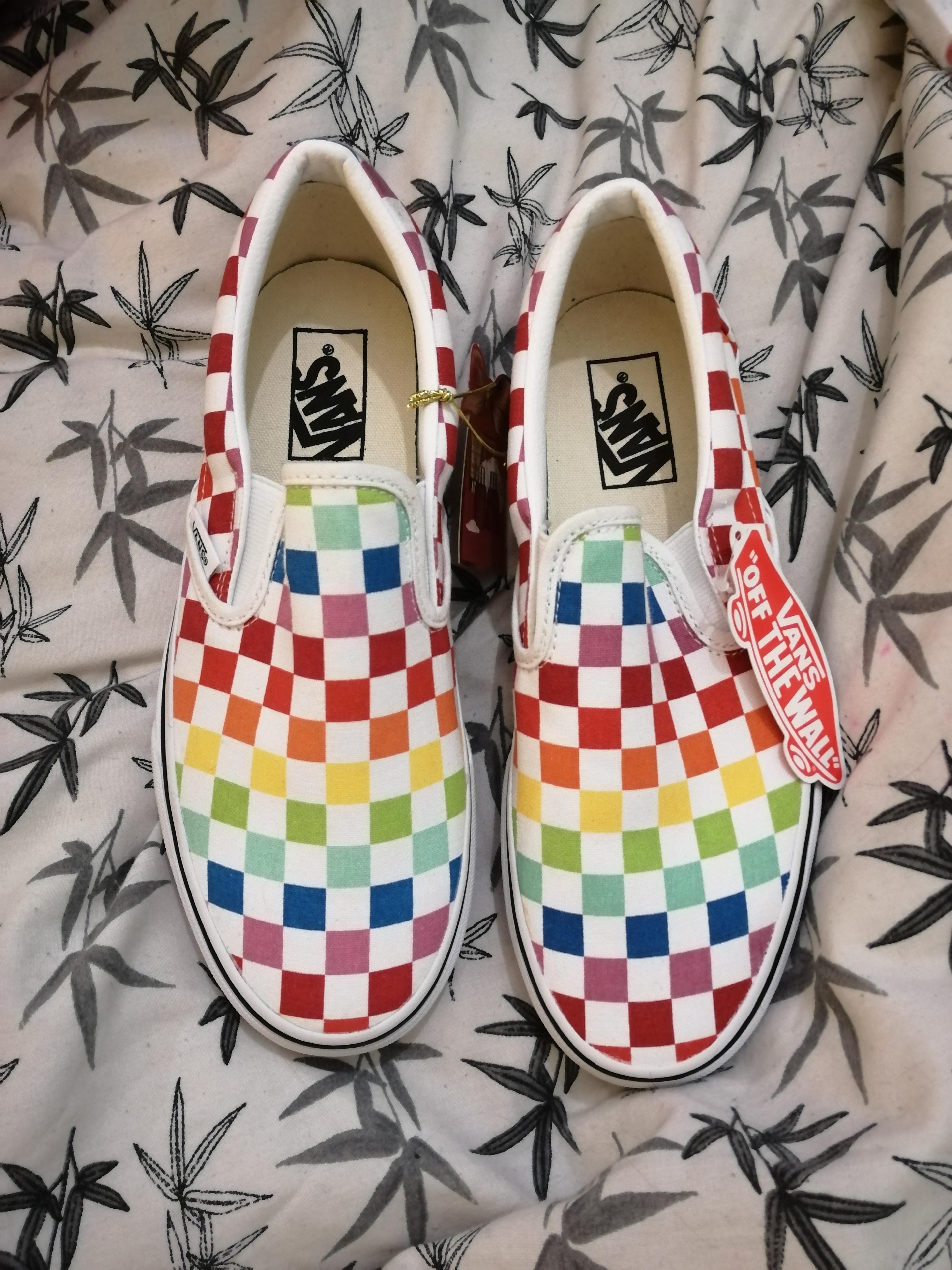 third pair of vans ! bought these in an outlet store whilst on holiday