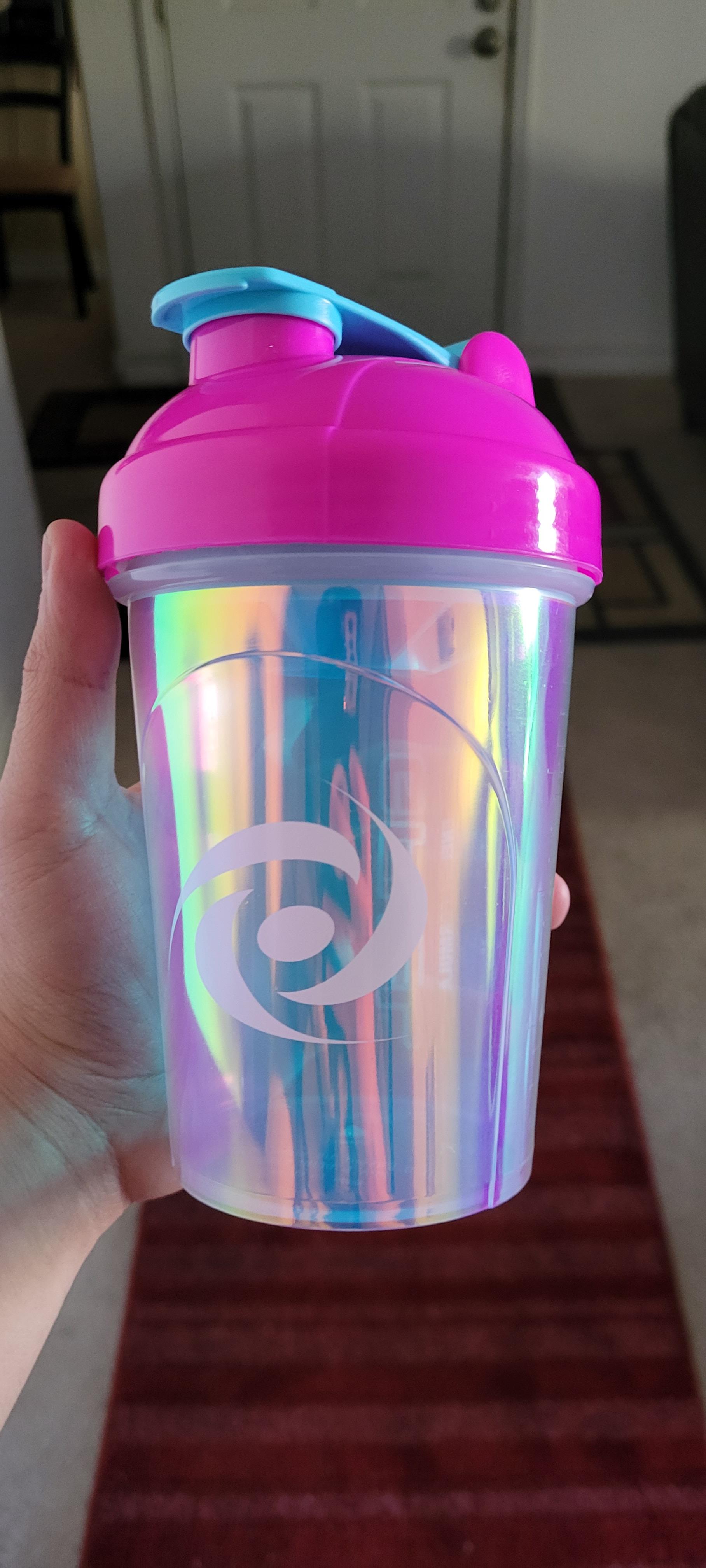 I switched around the Unicorn Cup and IM ABSOLUTELY LOVING IT 😳💕 r/GFUEL