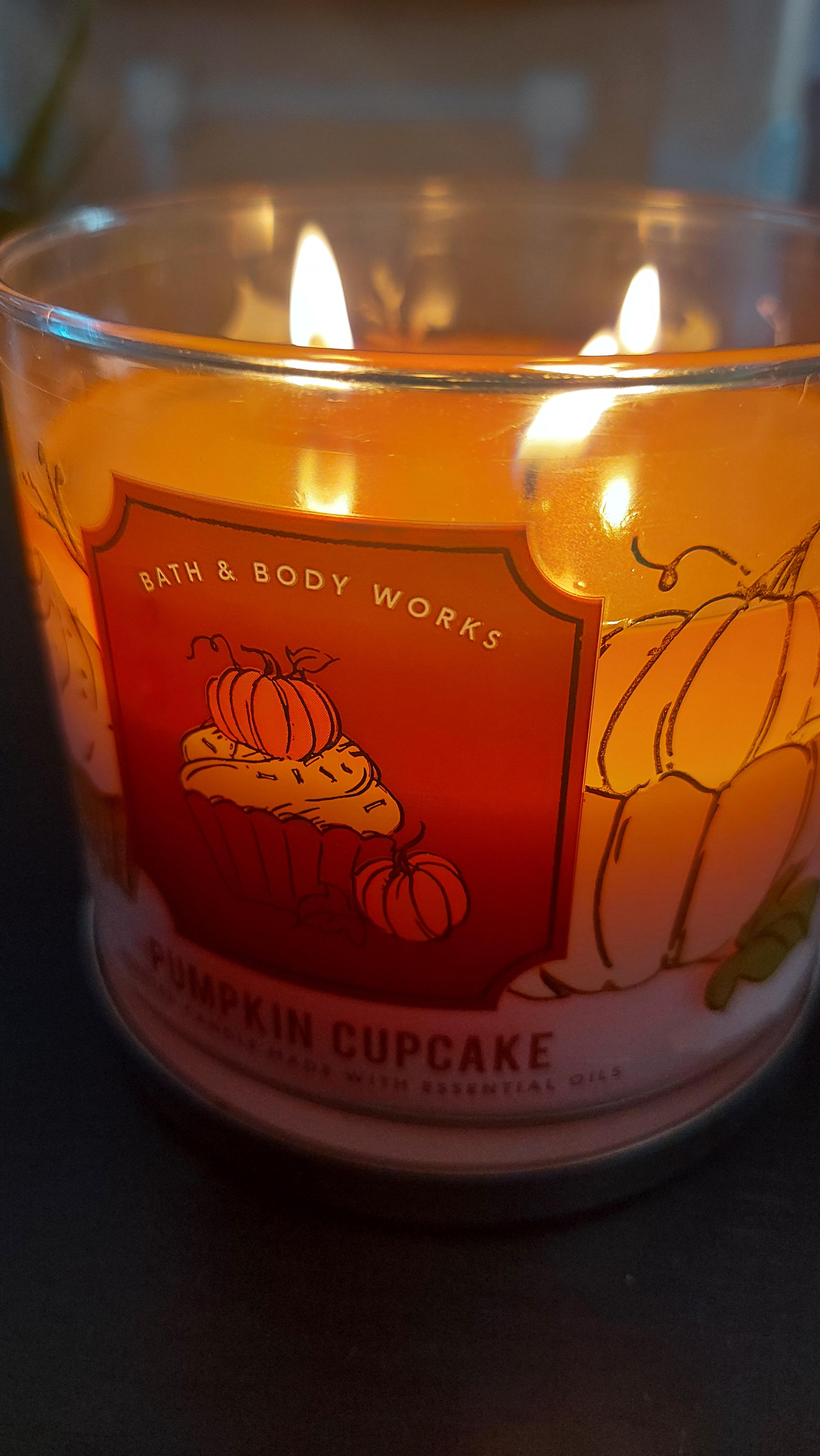 What's your comfort candle? Pumpkin Cupcake is mine. It makes me feel