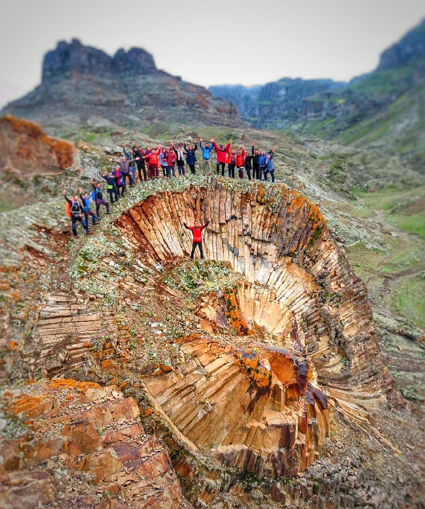 Circular Basalt Columns Formation found in Iran r/HumanForScale