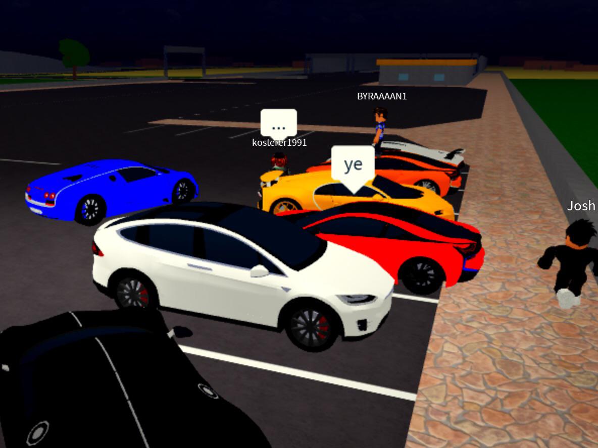 Random car meet in Car Dealership Tycoon, i’m the one in the Tesla