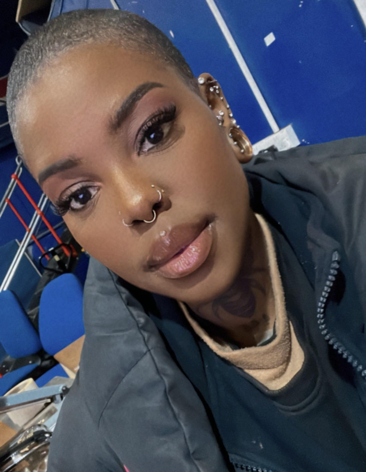 Should I dye my hair or should I keep my natural colour ….. r/Hair