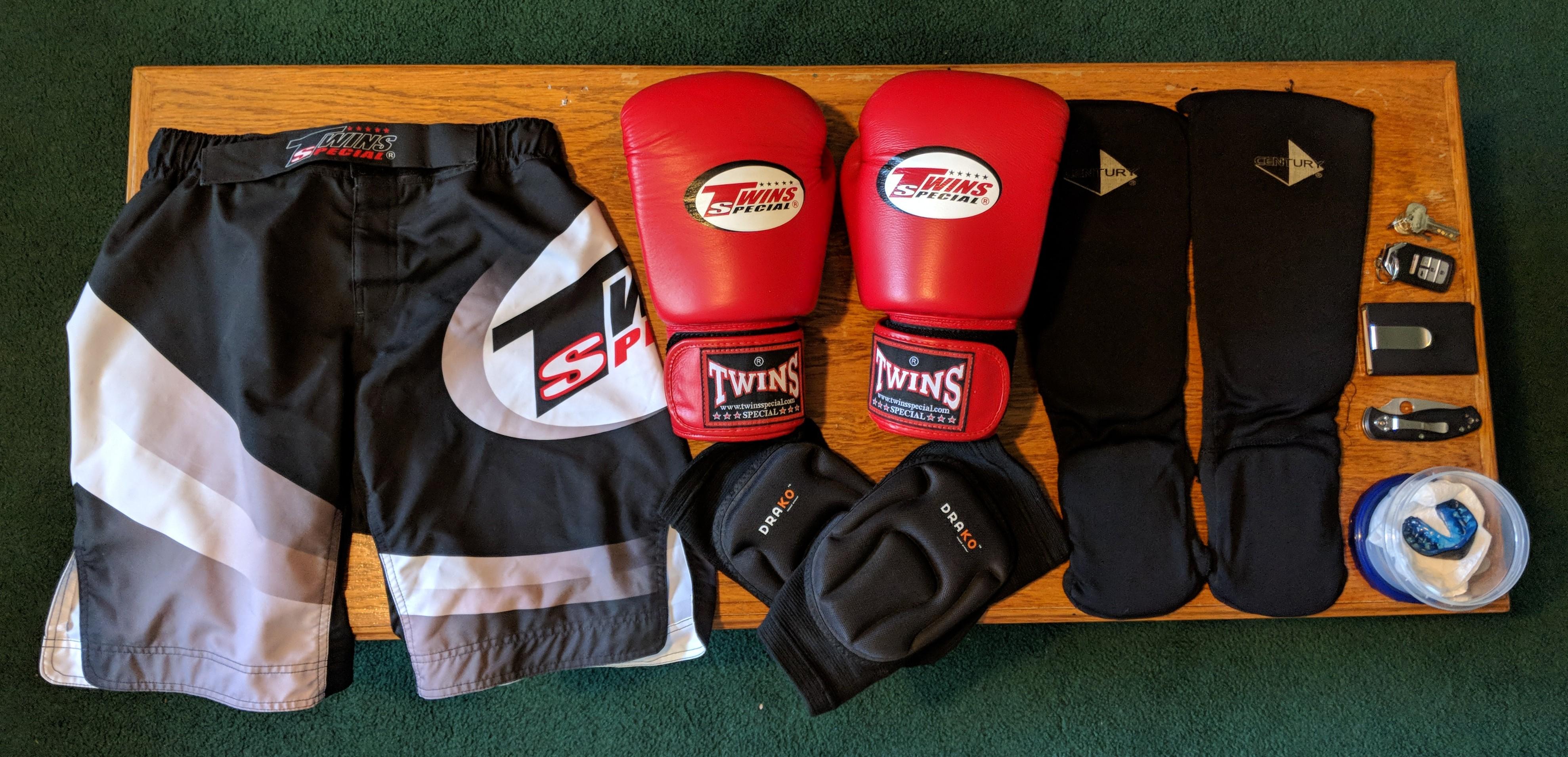 20/M/Student/Muay Thai gym bag (sparring day) r/EDC