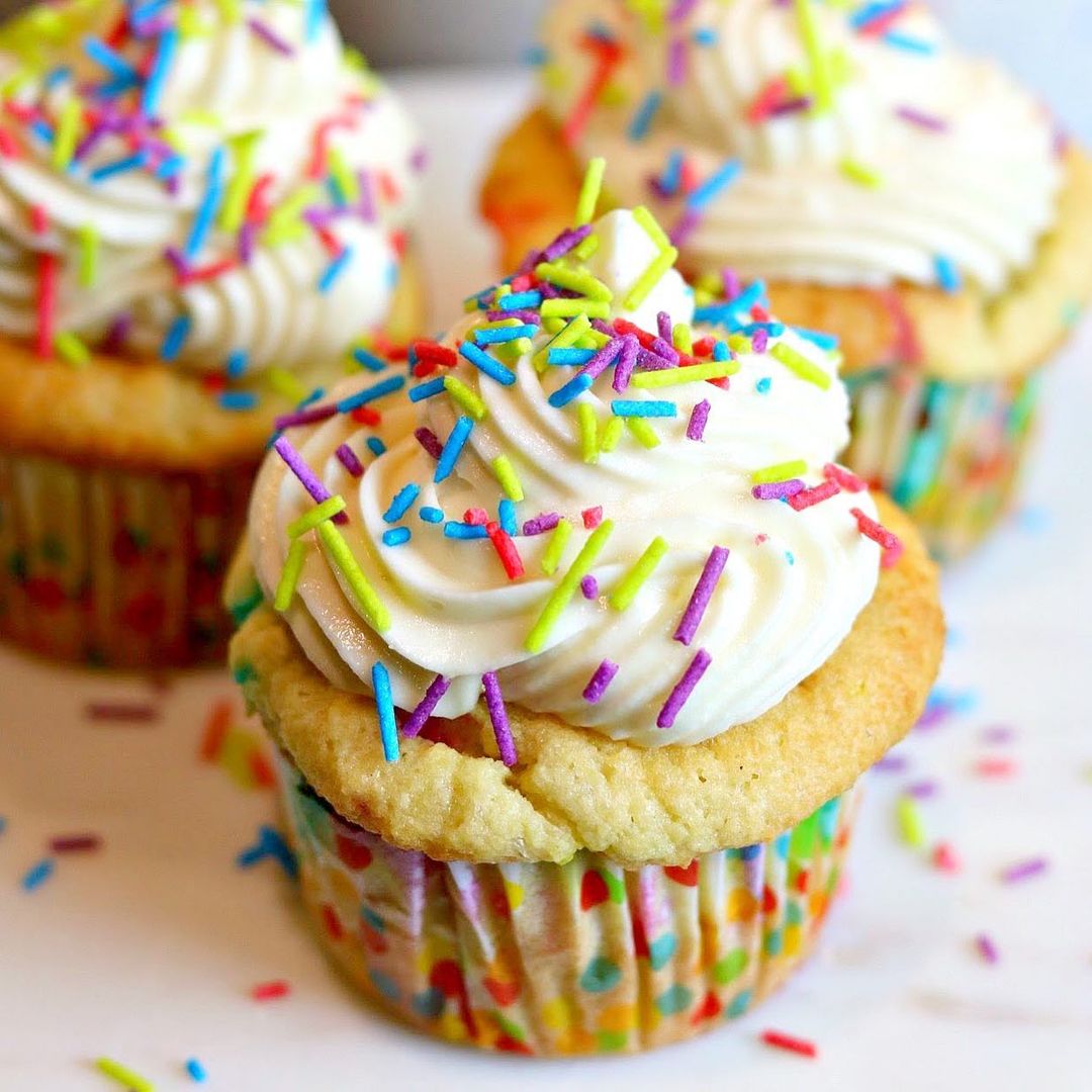 Keto Cupcakes Recipe r/AllDeliciousRecipes