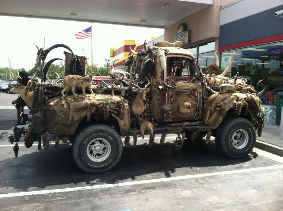 This fancy huntingthemed truck r/ATBGE