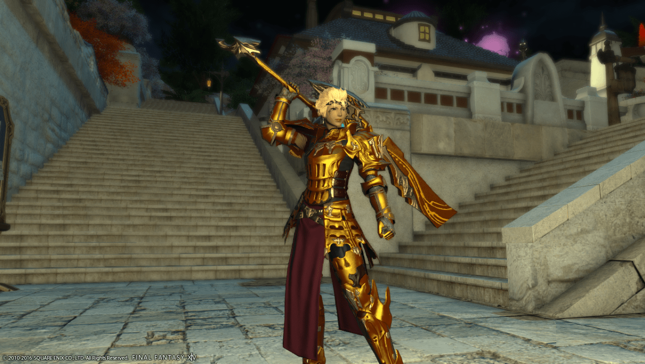 What is this gear? I know that it's metallic gold dye, I'd like to