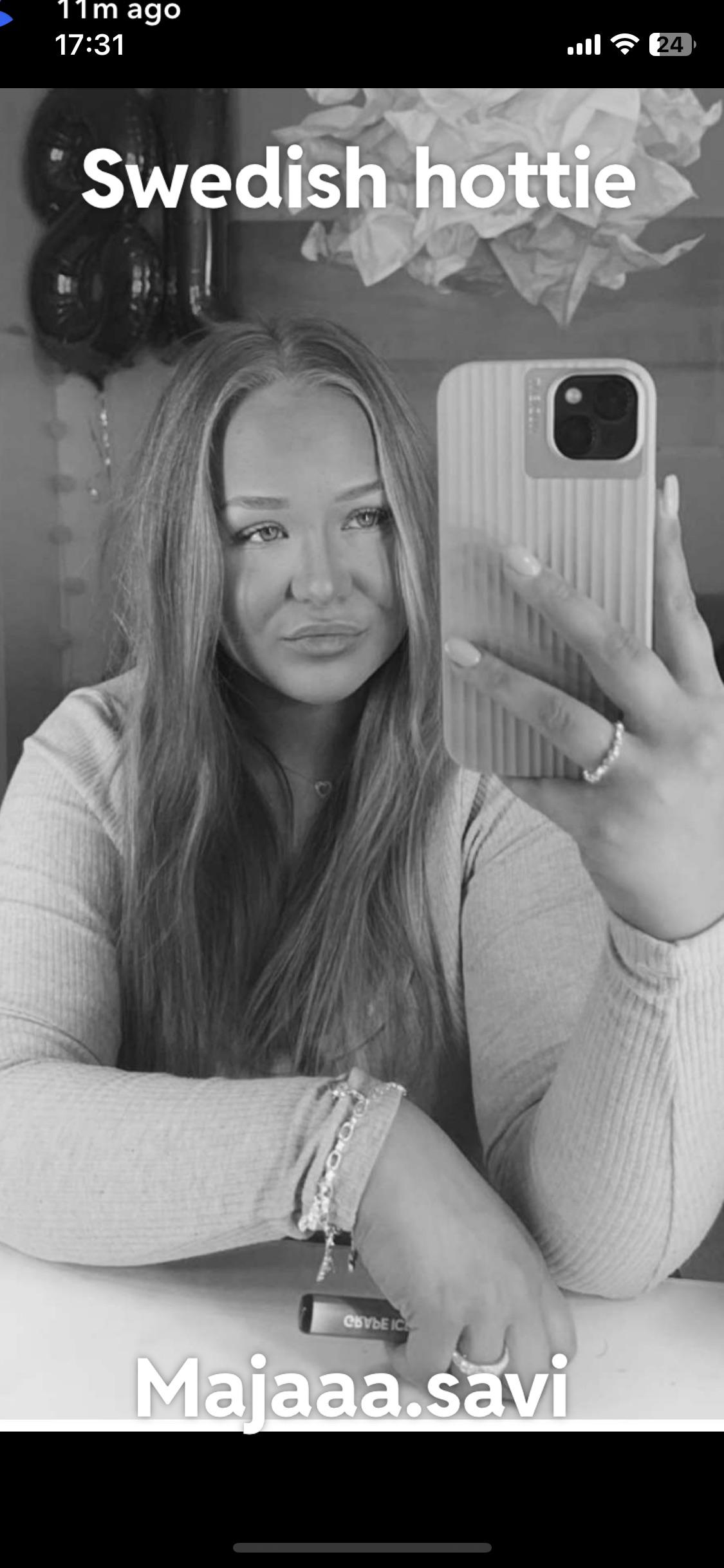 +18 Swedish snaps : hotswedishgirls