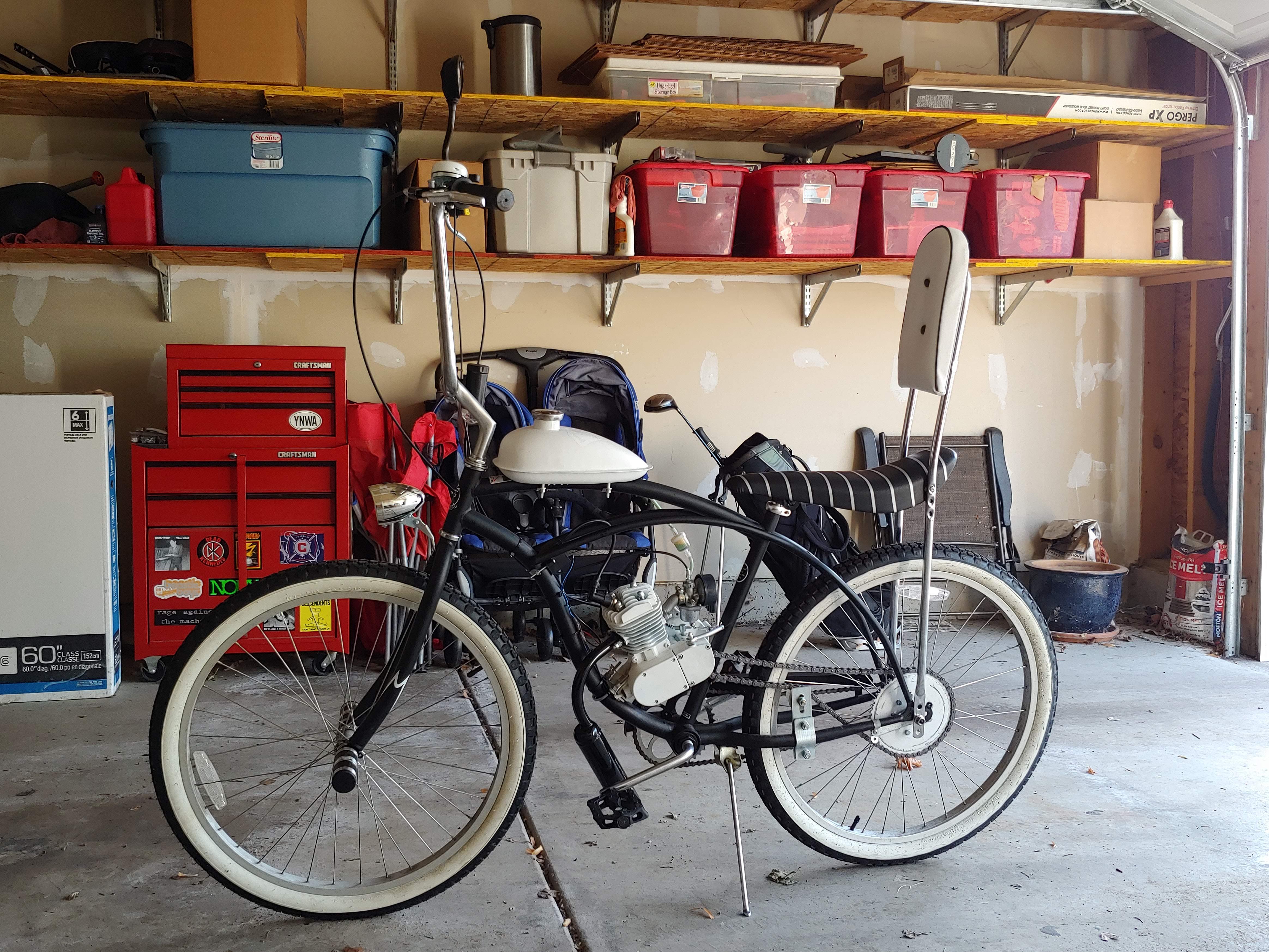 New sissy bar and back rest. The banana seat on a full size cruiser is