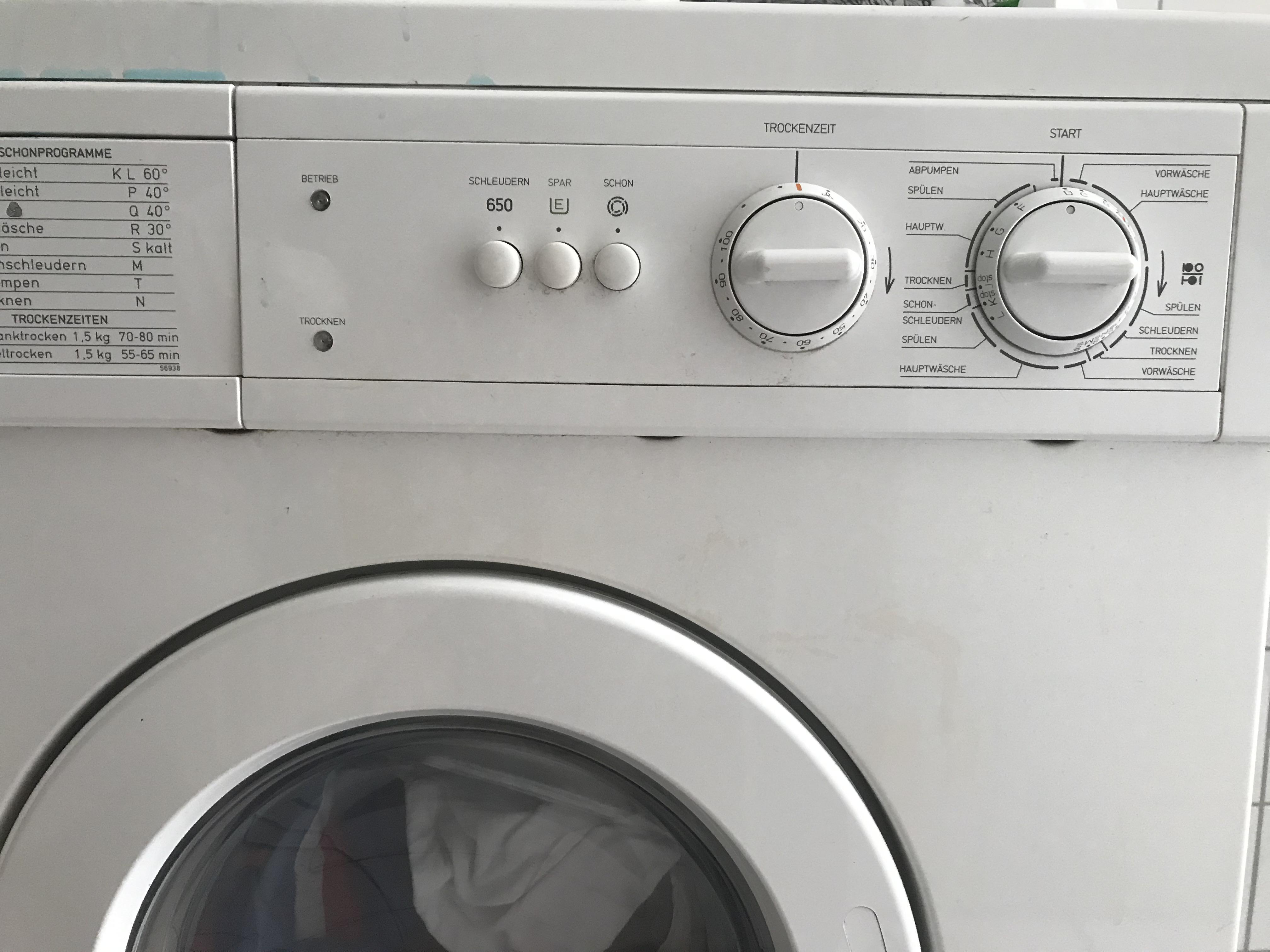 I need an adult.. How do I get this to start washing?! (It‘s a Privileg