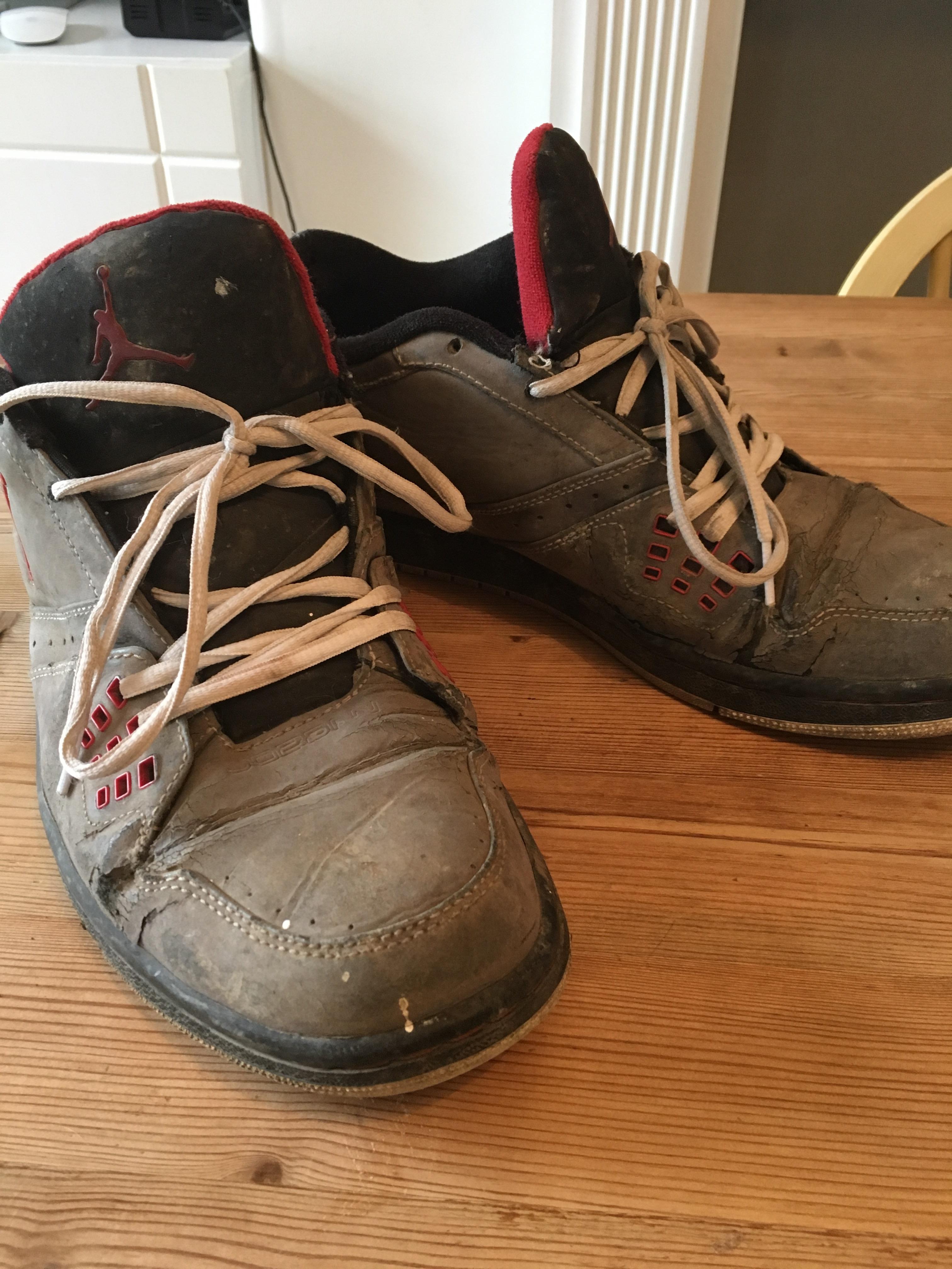 Does anyone happen to know what Jordan’s these are? I bought them in