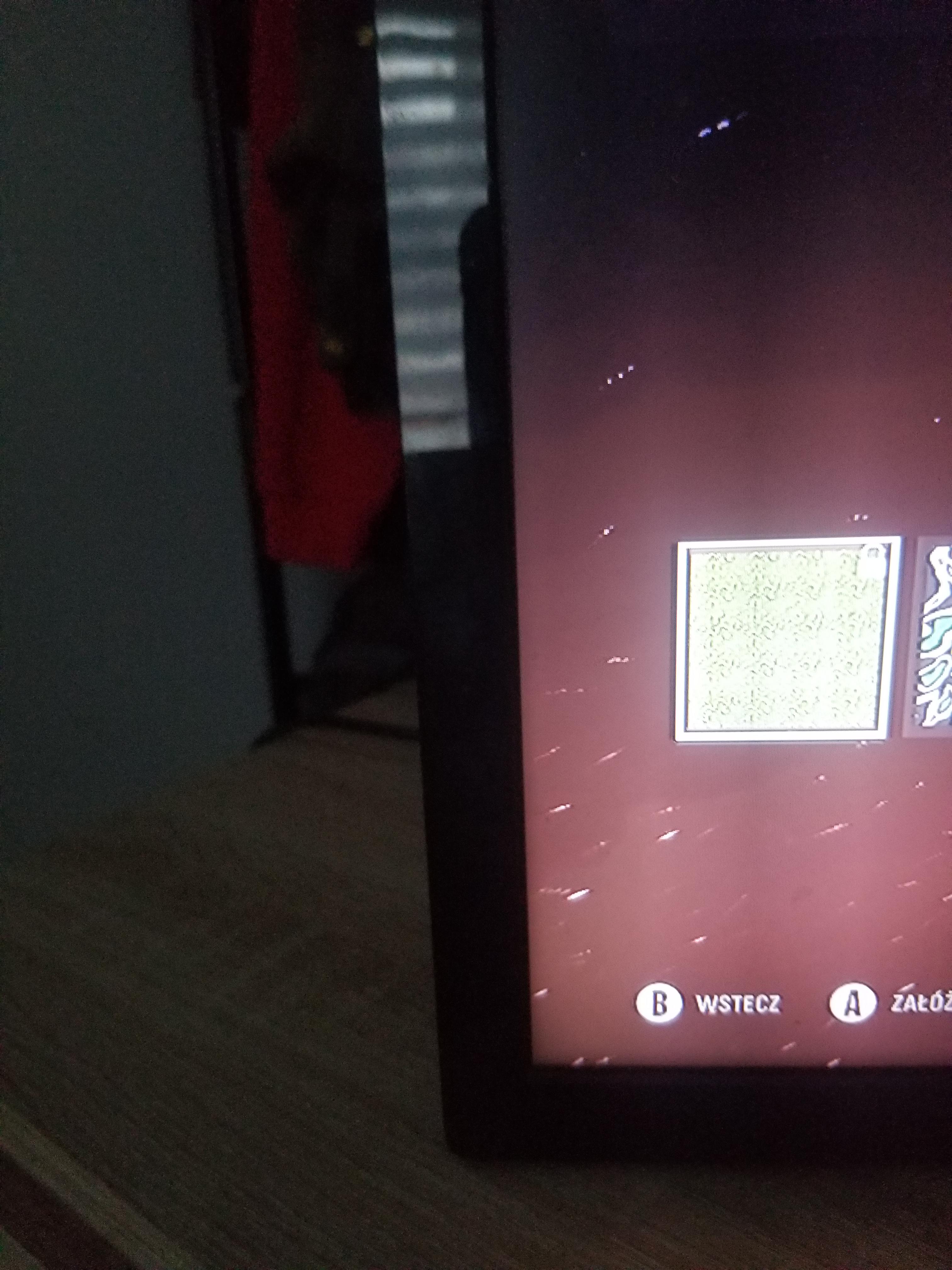 Hey does anyone know why I dont have the snake camo? It's the 30th and