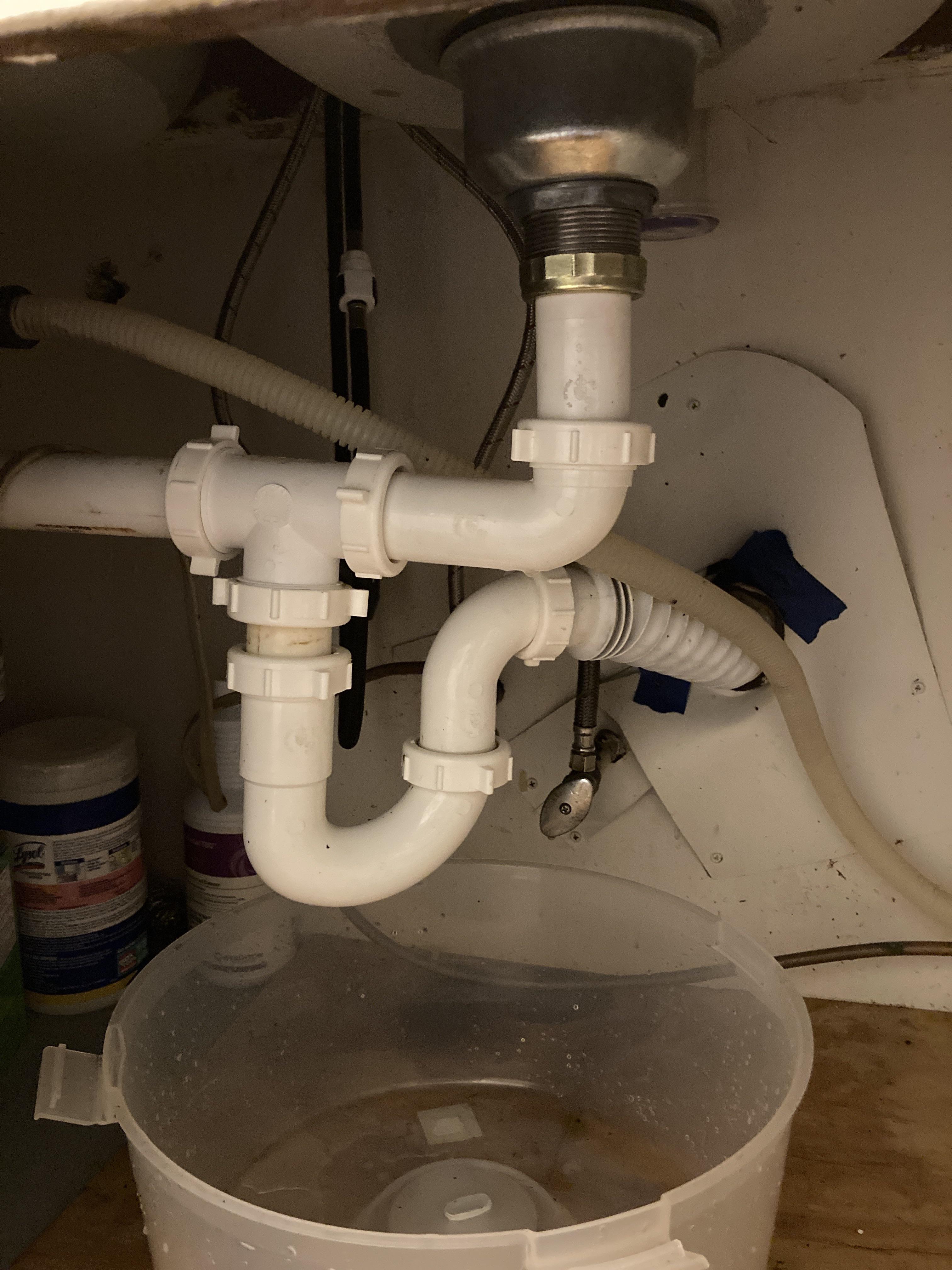 Bottom part connecting to the outgoing pipe keeps popping off when