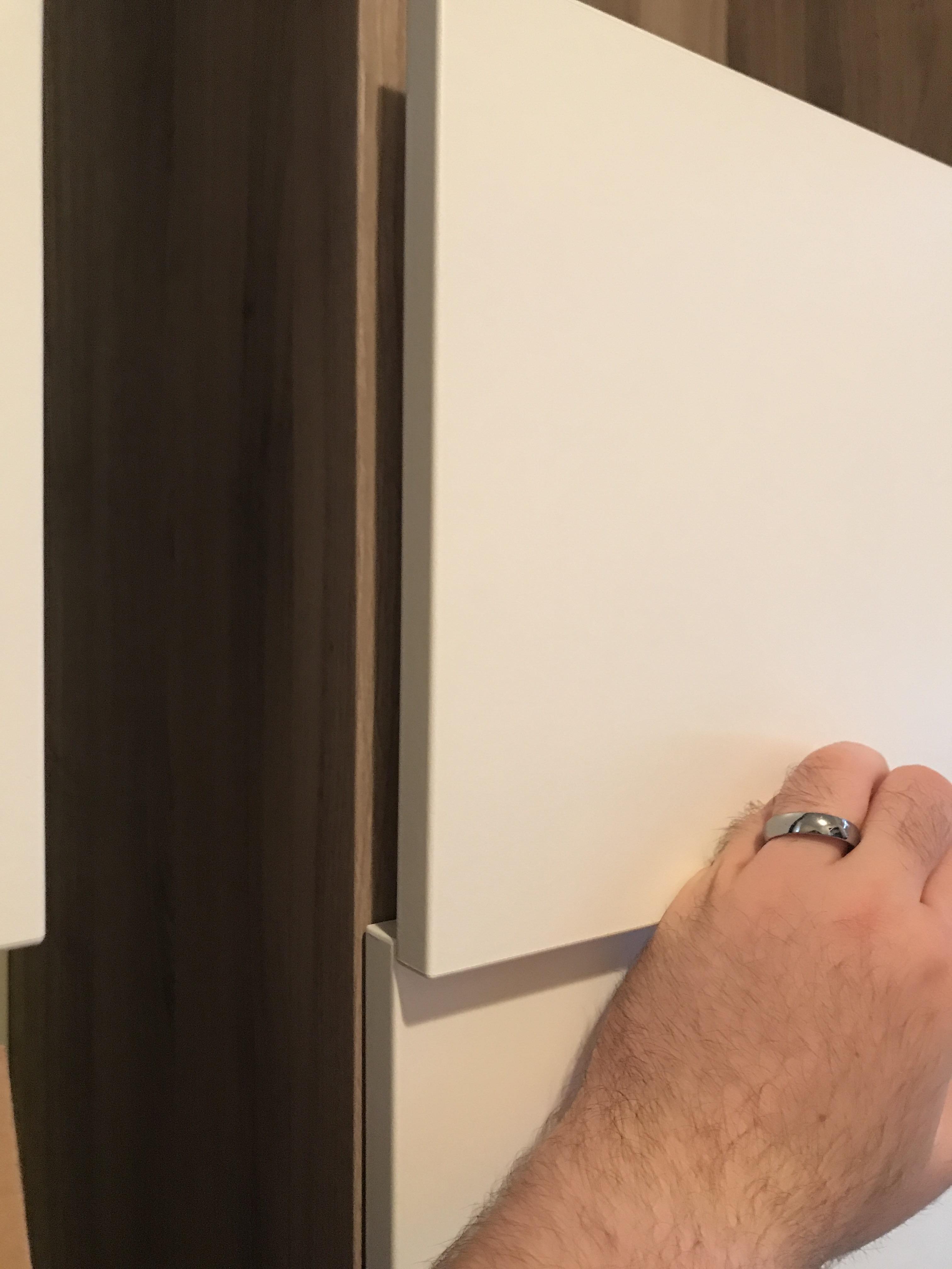 BESTA misalignment r/IKEA