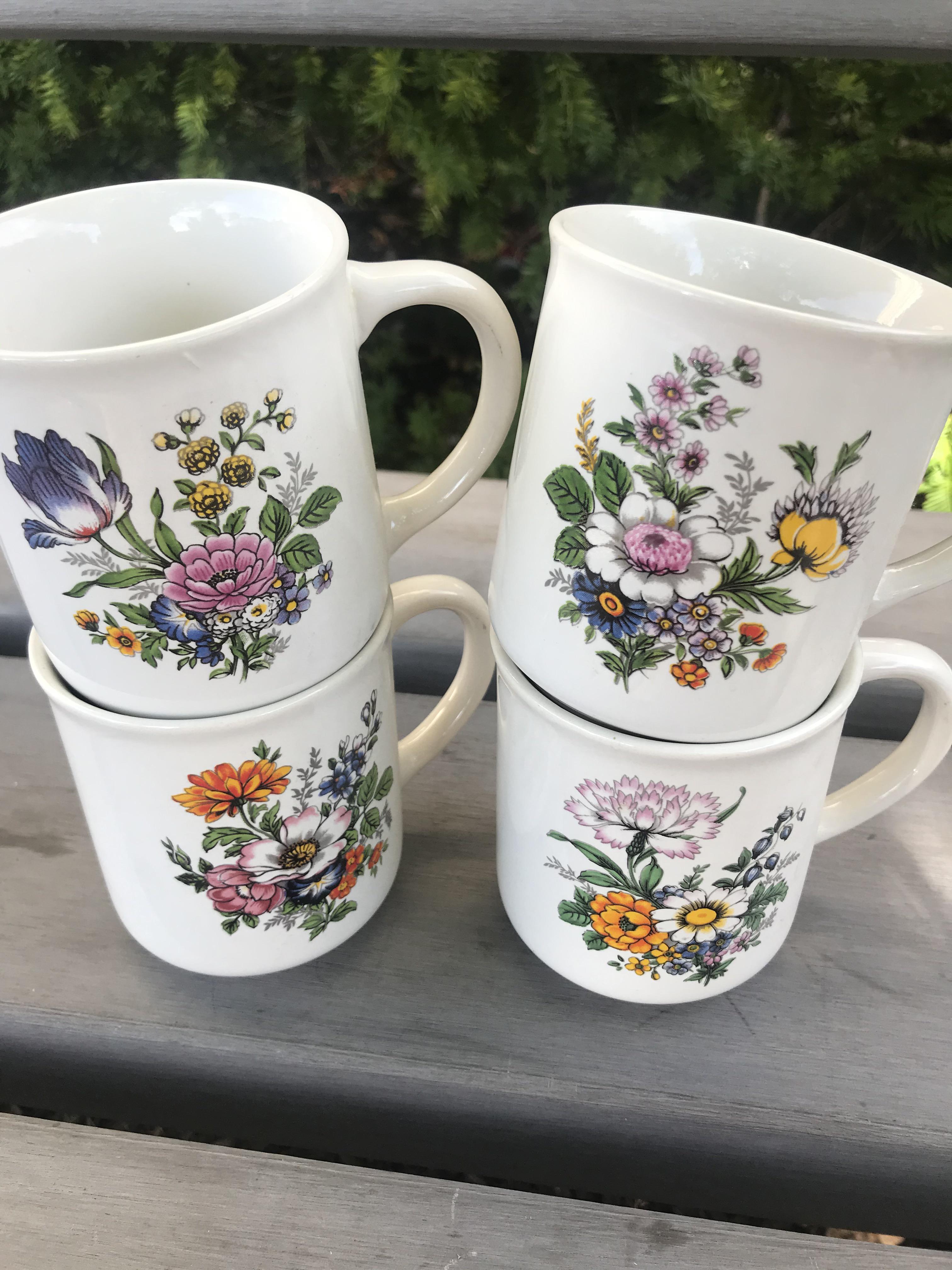 Loving these brightly colored floral mugs r/ThriftStoreHauls