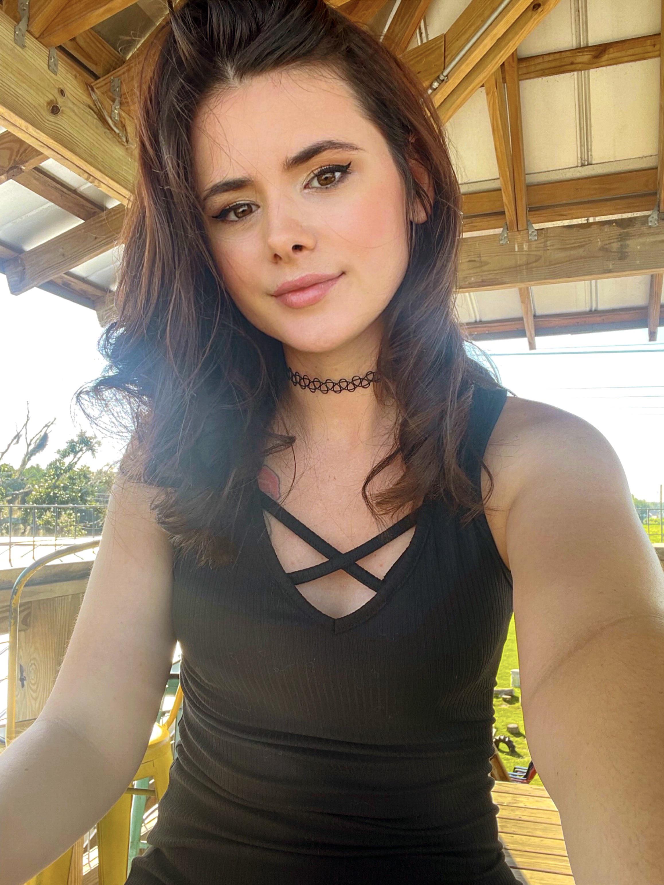 1733 best Hot Selfie images on Pholder Selfie, Shorthairedhotties and