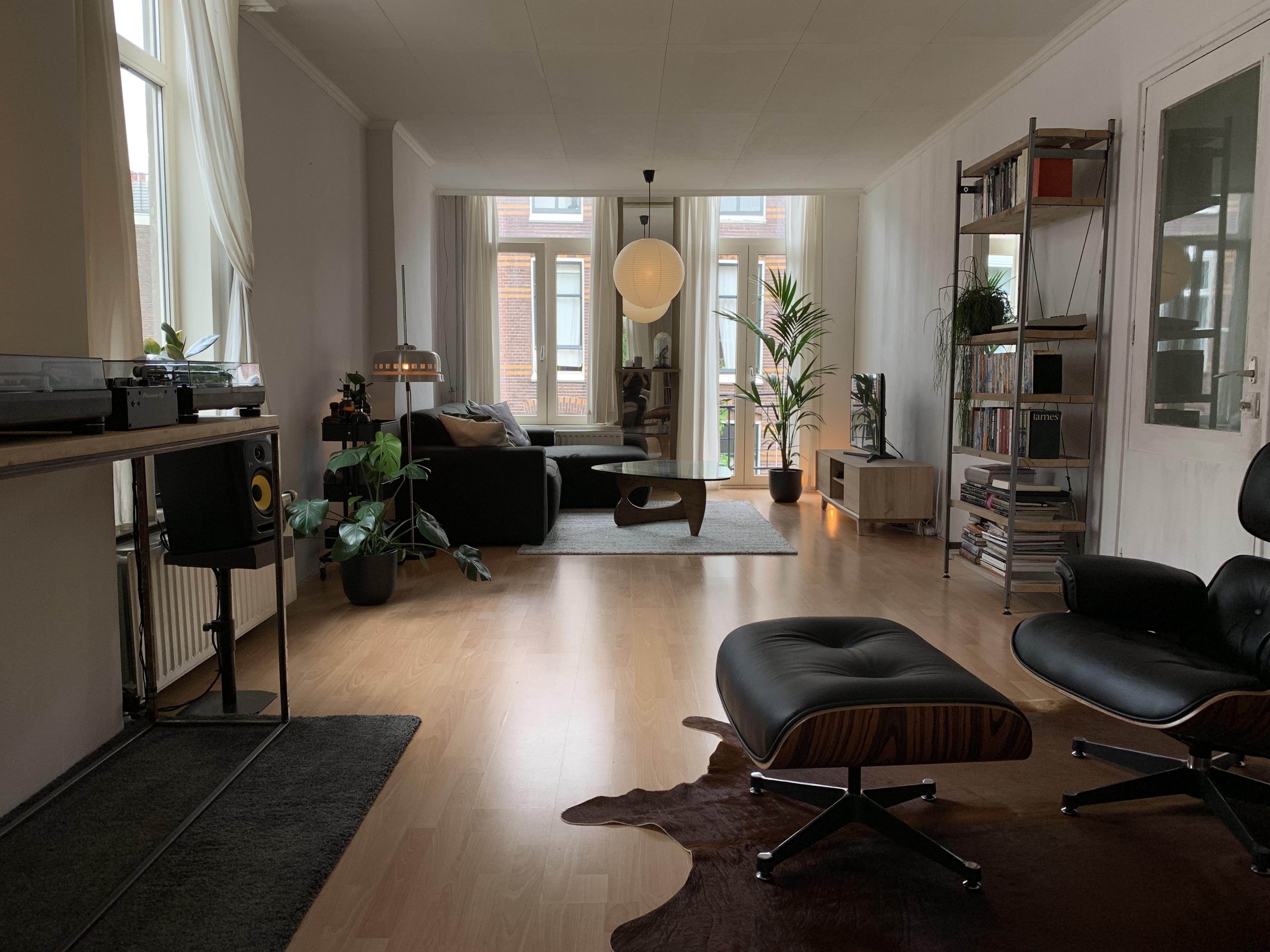 My living room in Arnhem, the Netherlands r/malelivingspace