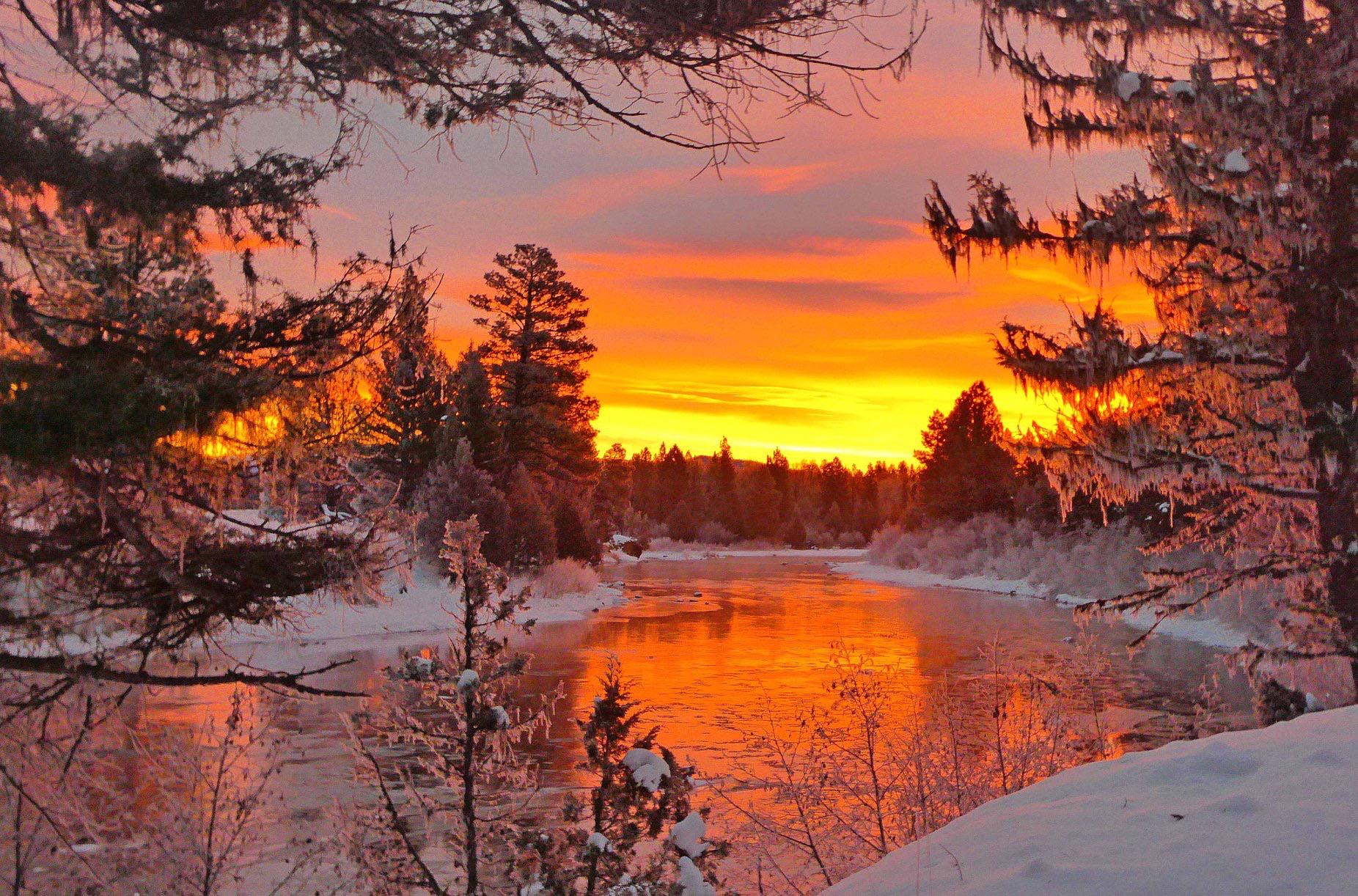Blackfoot River outside Ovando, Montana. 755 am. r/SkyPorn