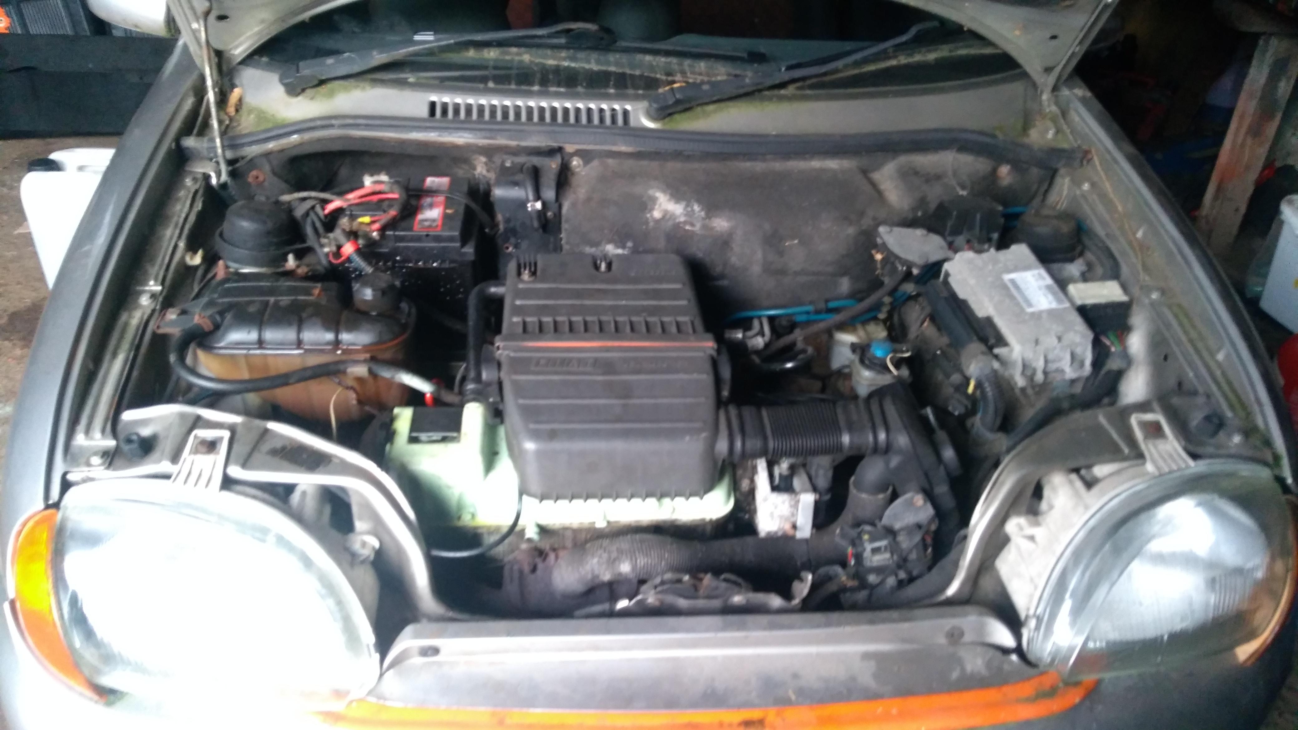 That rocker cover paint is worth at least 5 horsepower... 😂 r/projectcar