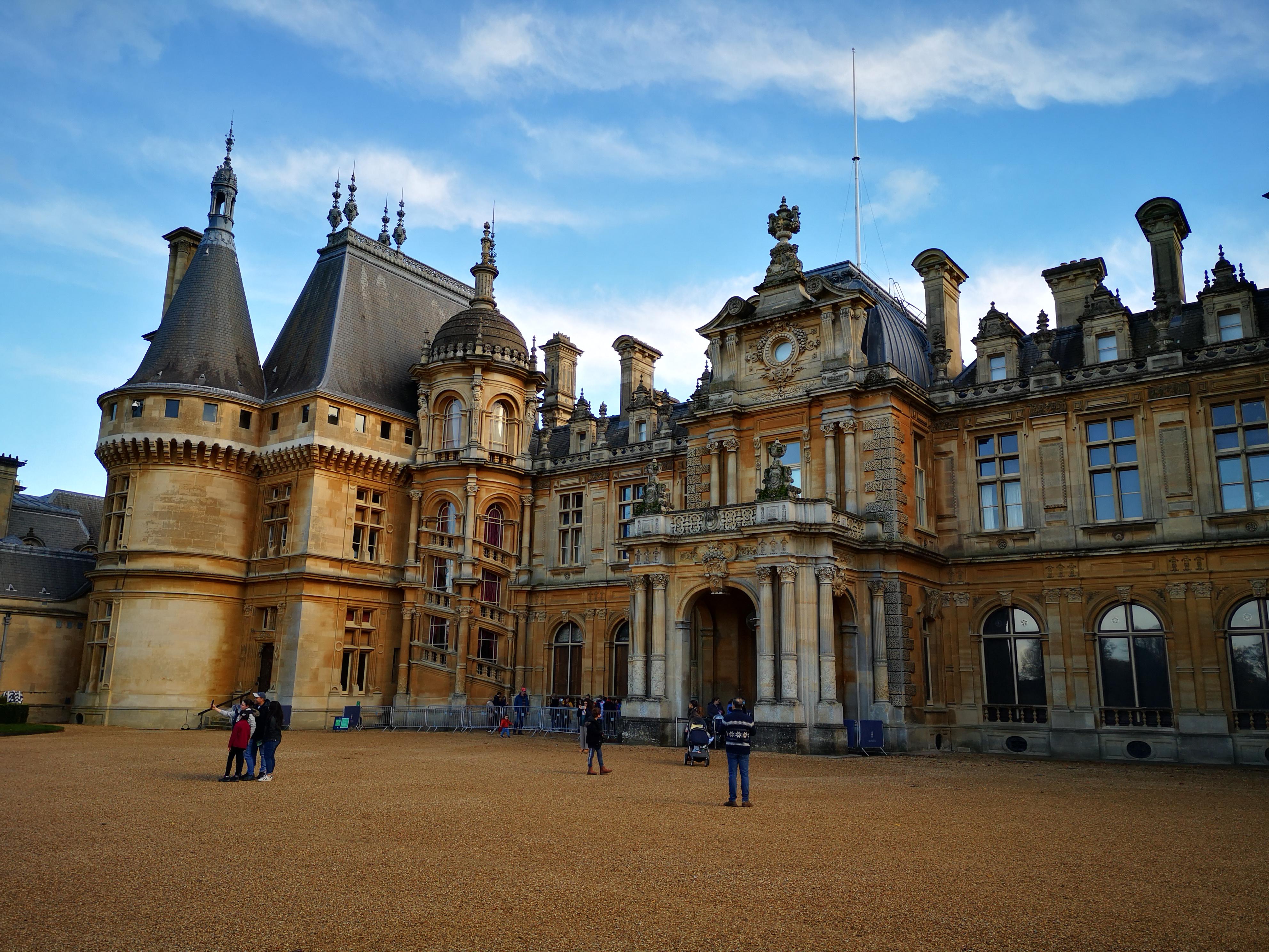 The Rothschild's Waddesdon Manor House r/CasualUK