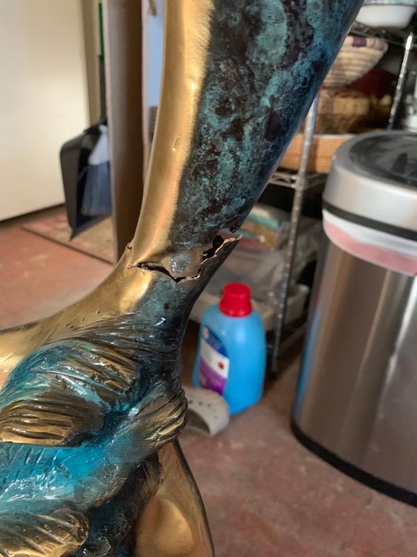 Need advice about this bronze fountain repair. r/Welding