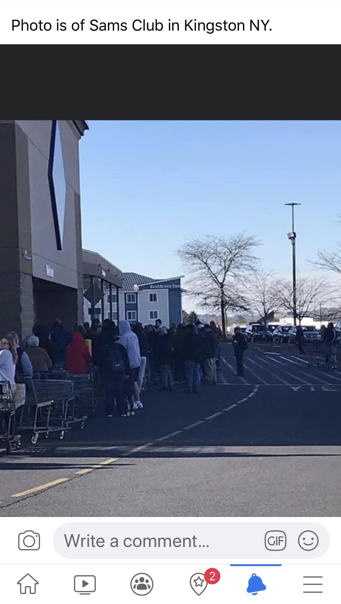 Long lines at Sam’s Club in Kingston. r/CoronavirusNewYork