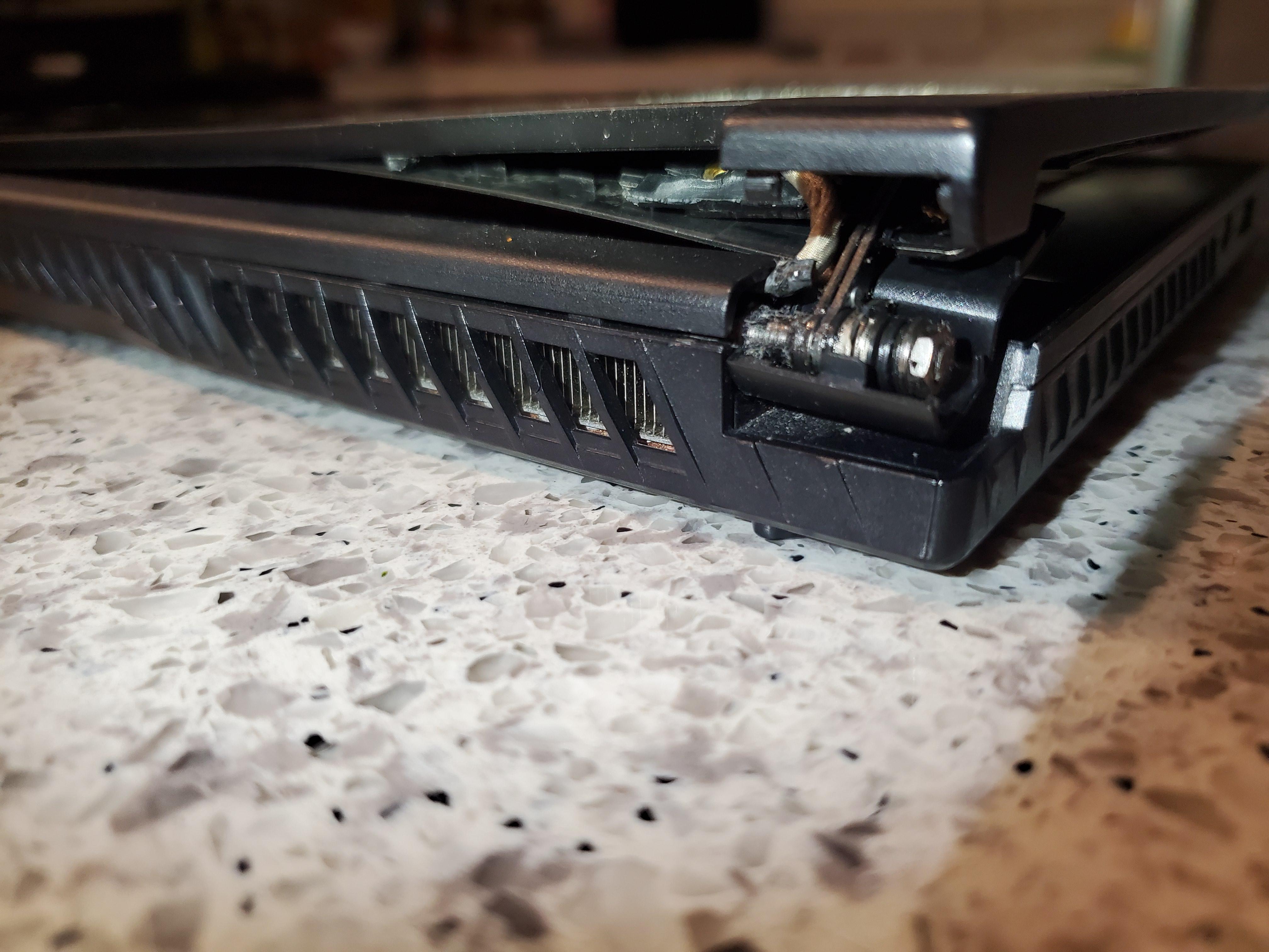 A hinge on my GF638RC broke off. Is there a fix it a good replacement