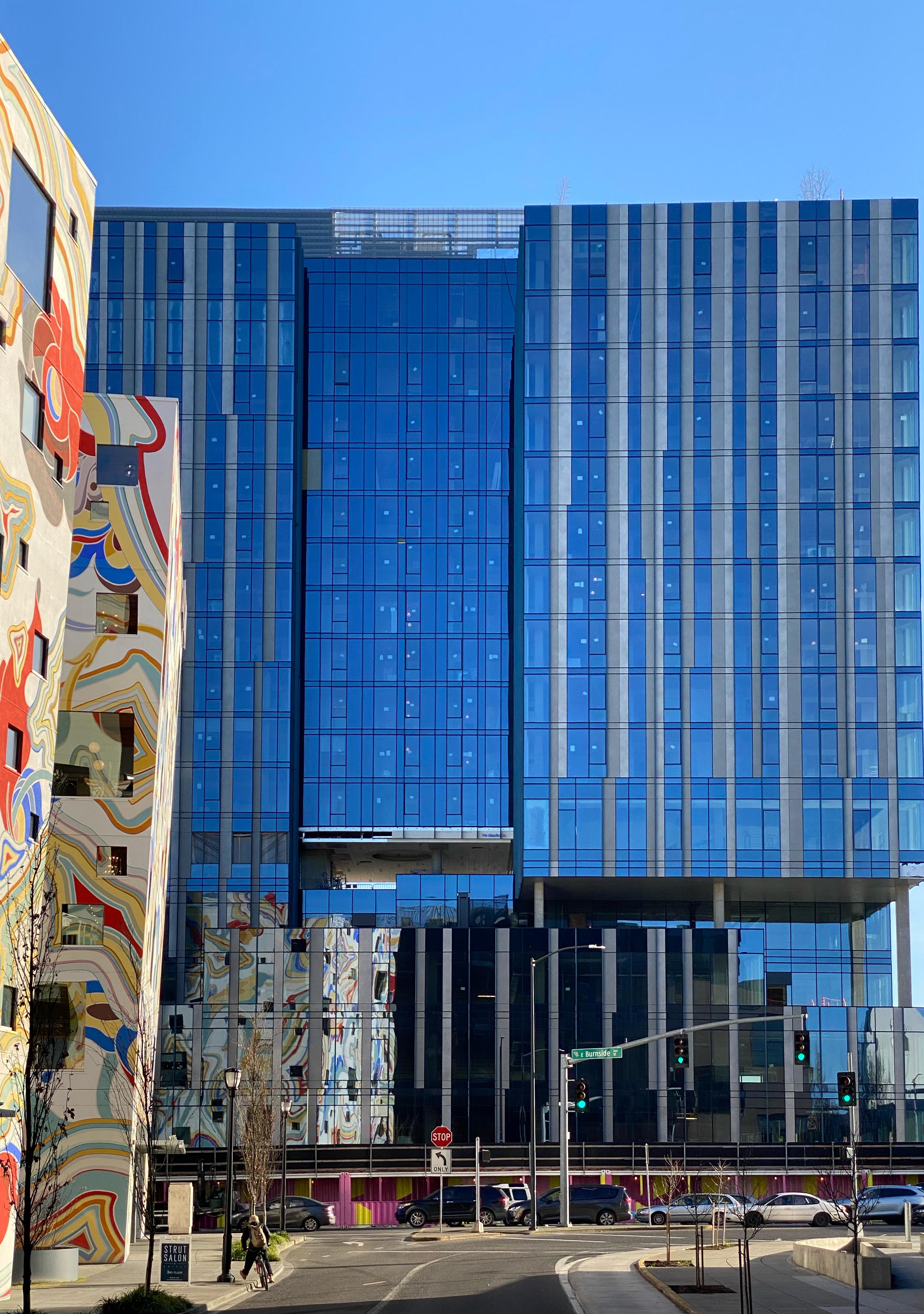 Sunny day in Portland, Oregon r/CityPorn