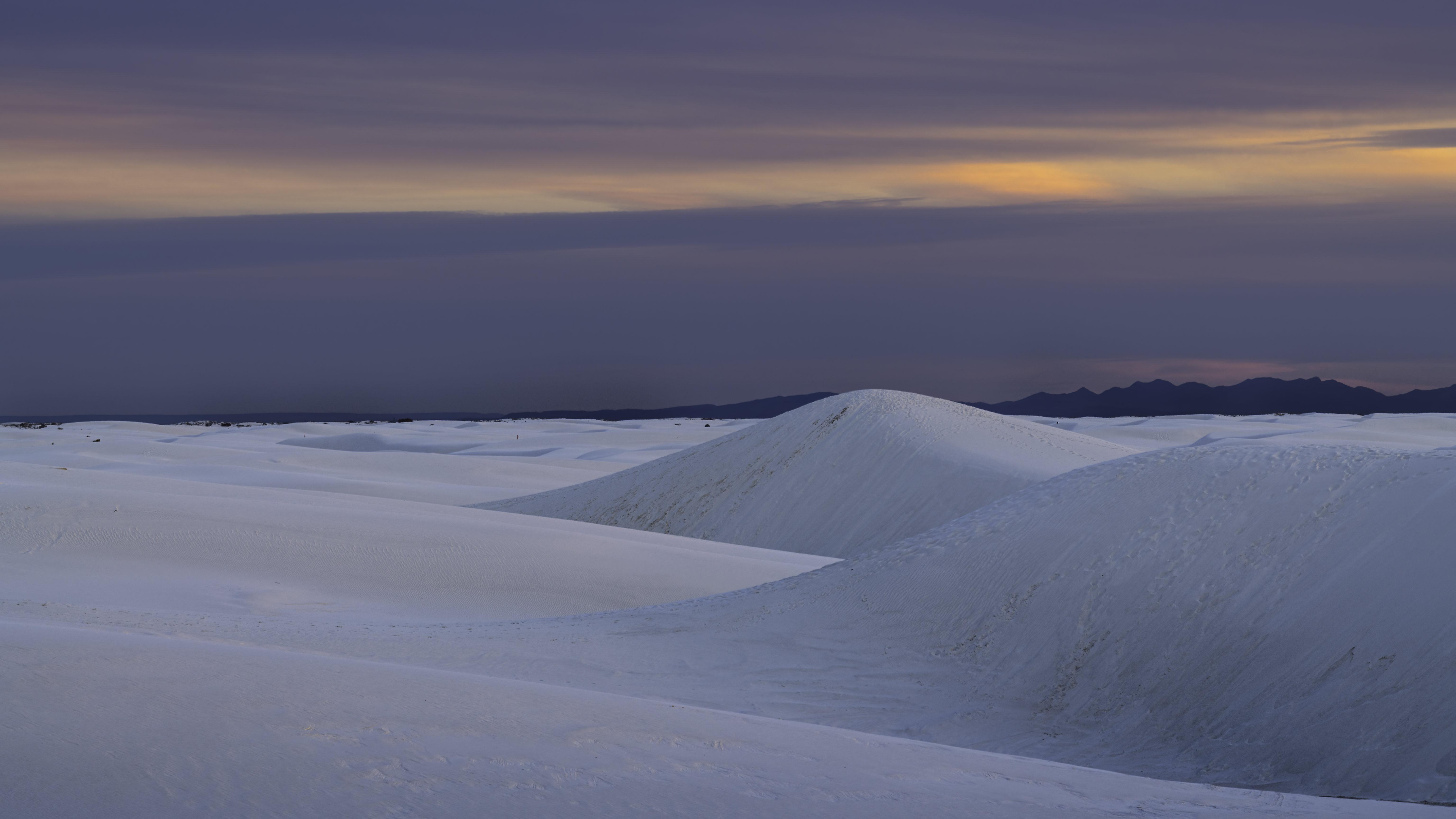 A subtle sunset at White Sands NP, New Mexico [oc][6144x3456] Earth Porn