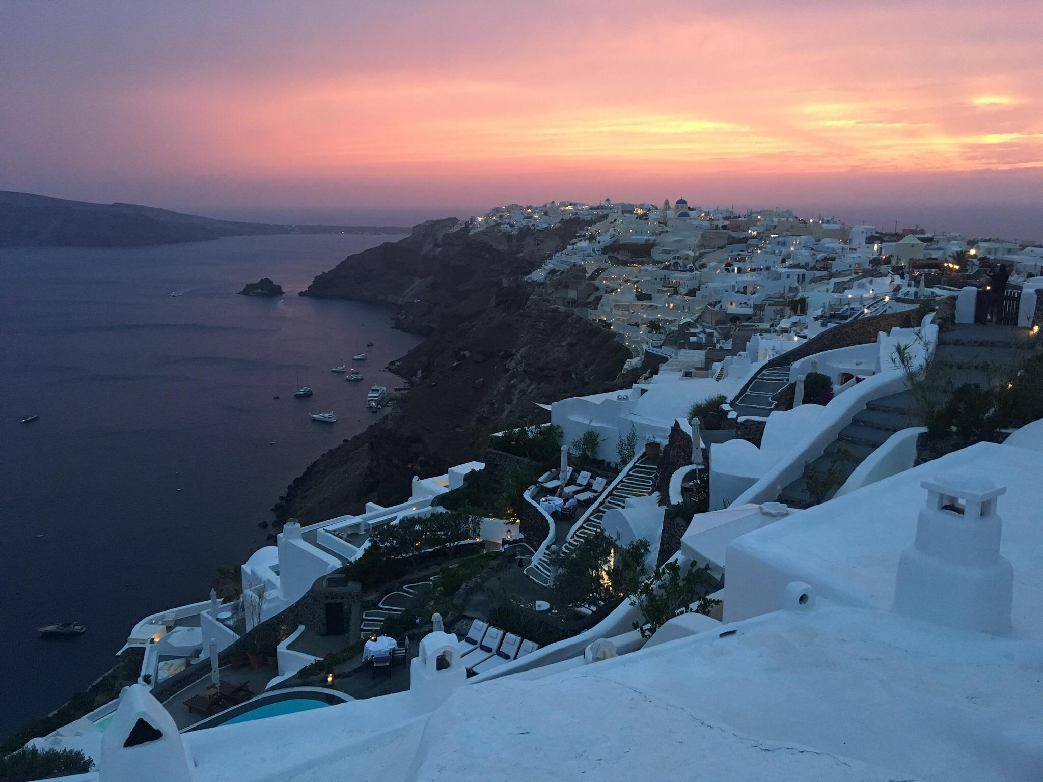 Santorini hike from Fira to Oia... best ever! r/travel