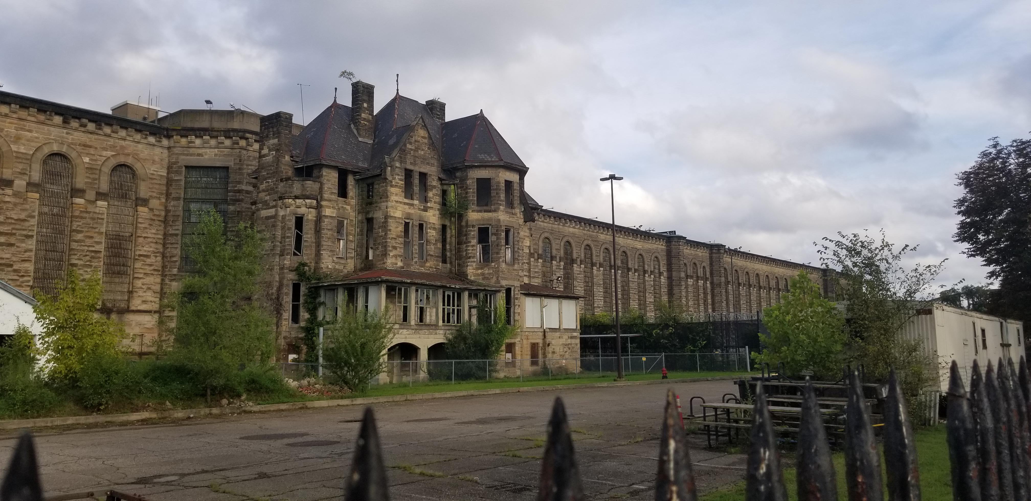 Abandoned prison in Pittsburgh, PA r/AbandonedPorn