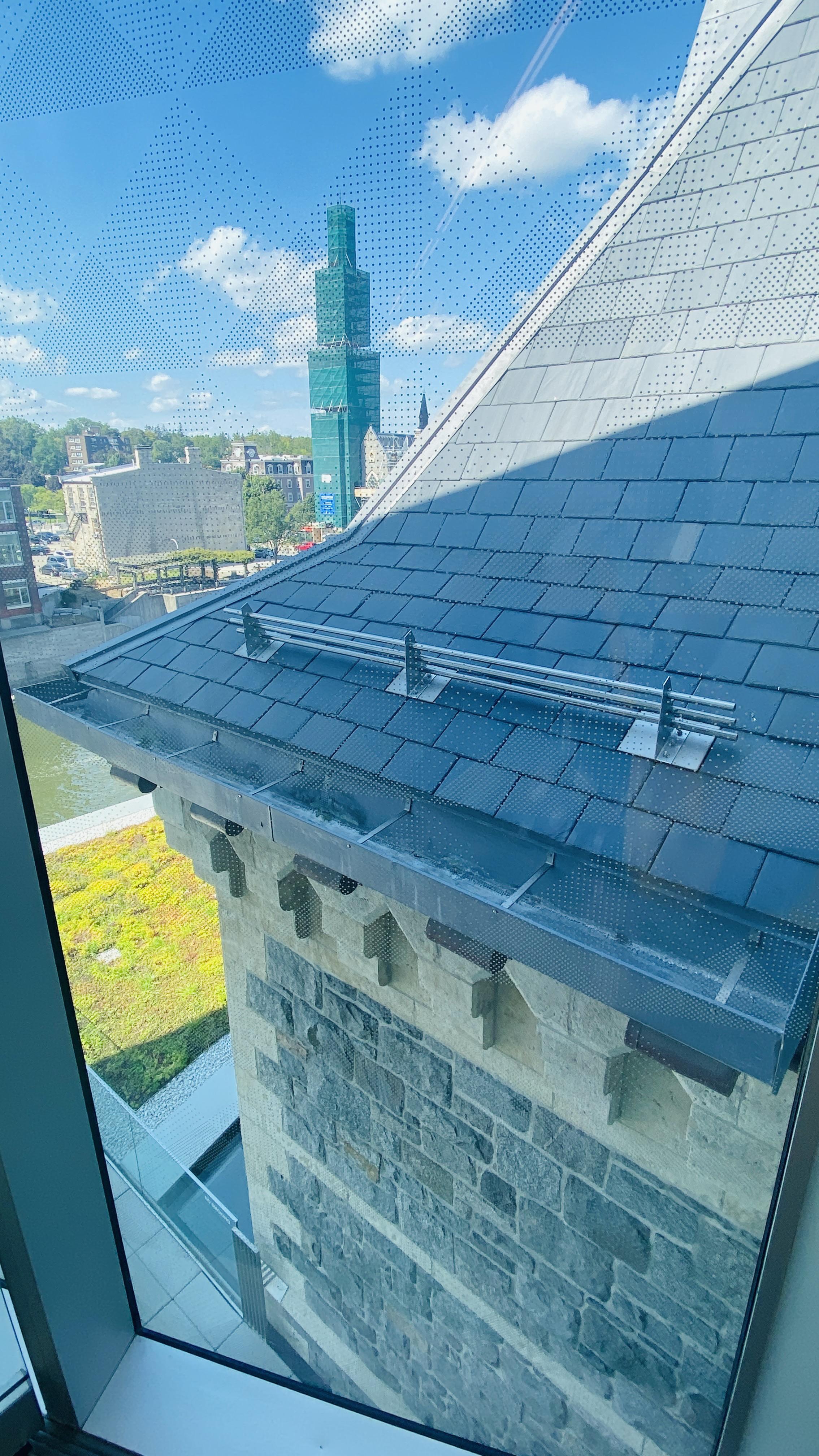 what are these metal bars on the roof for? r/architecture