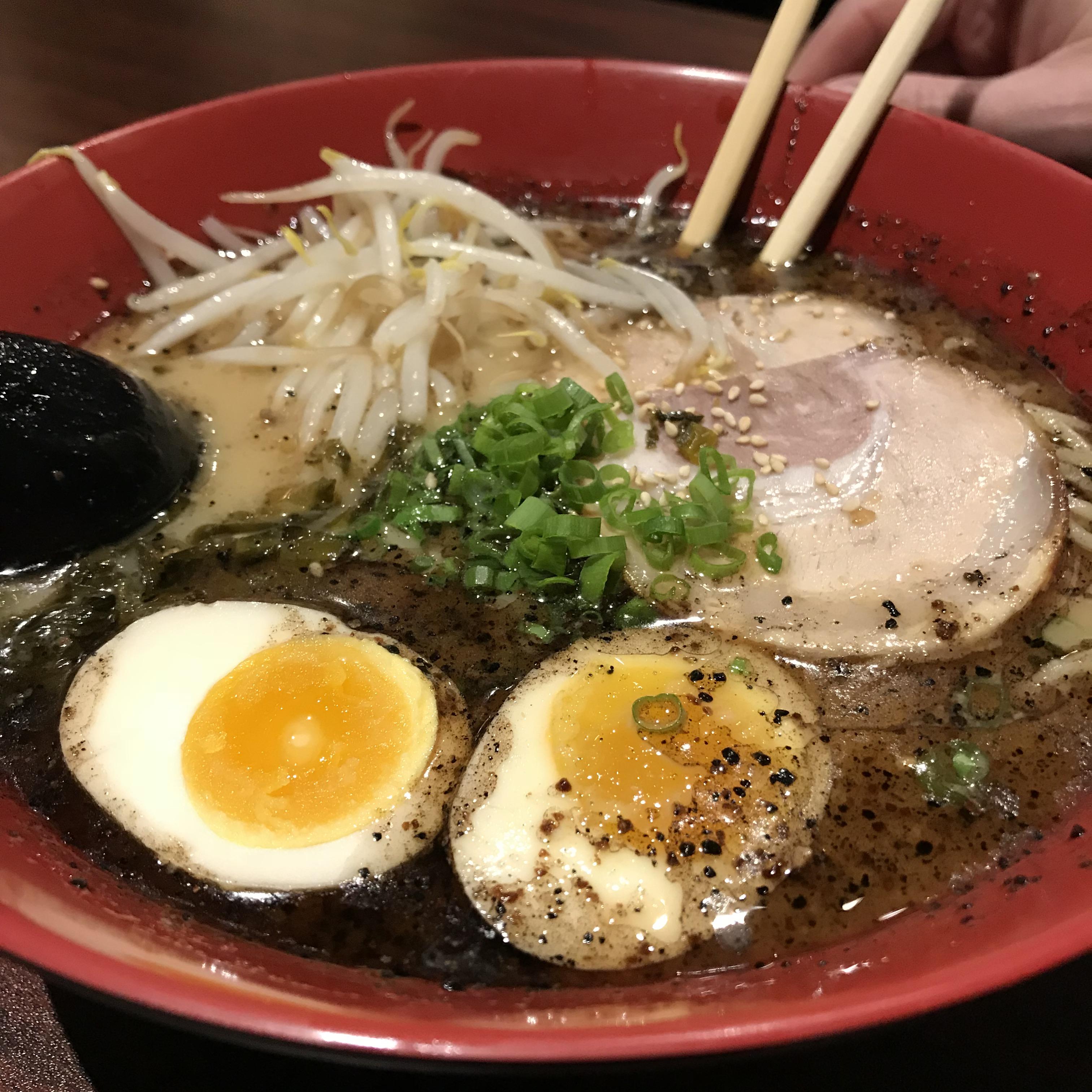 Tokyo Black Tonkotsu Ramen at Hanabi in Fort Worth, TX r/ramen