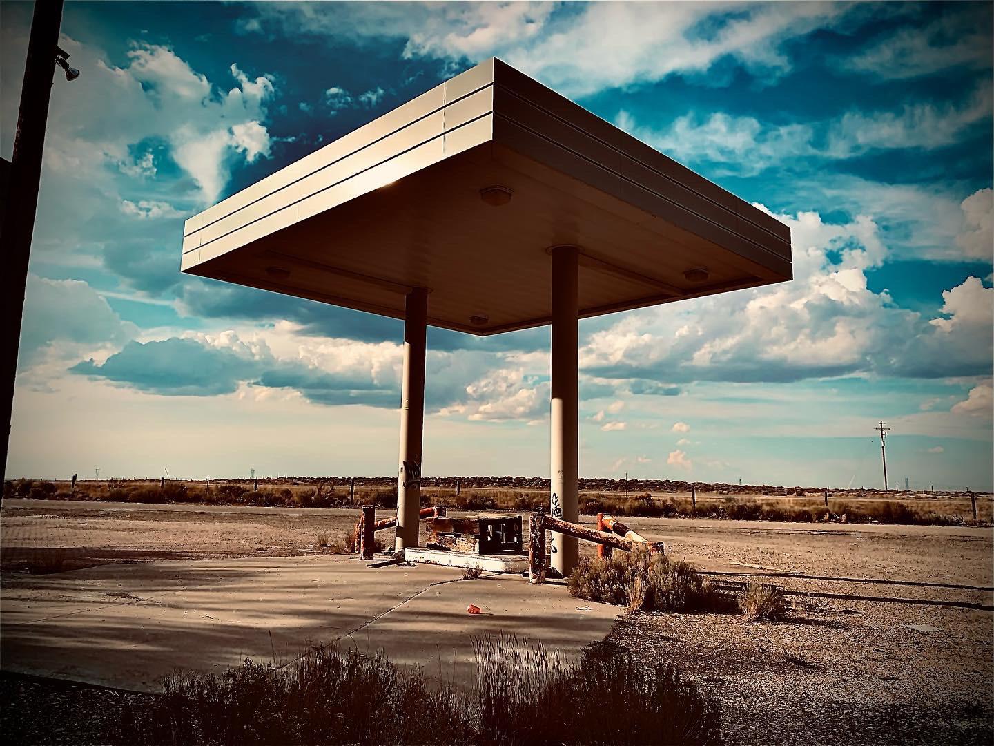 Gas Station on I80 r/AbandonedPorn