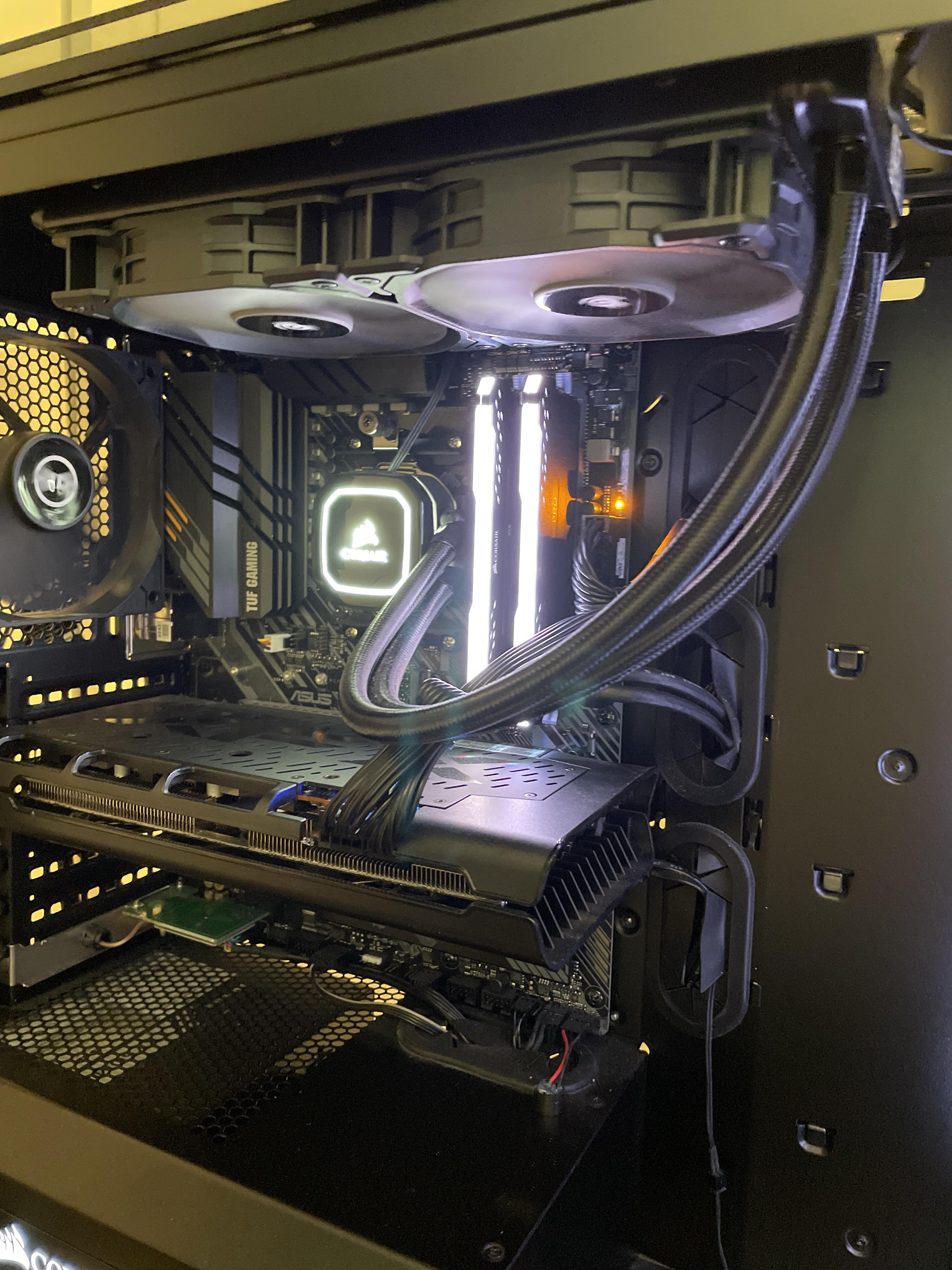 ASUS motherboard stuck on orange light and not turning pc on r