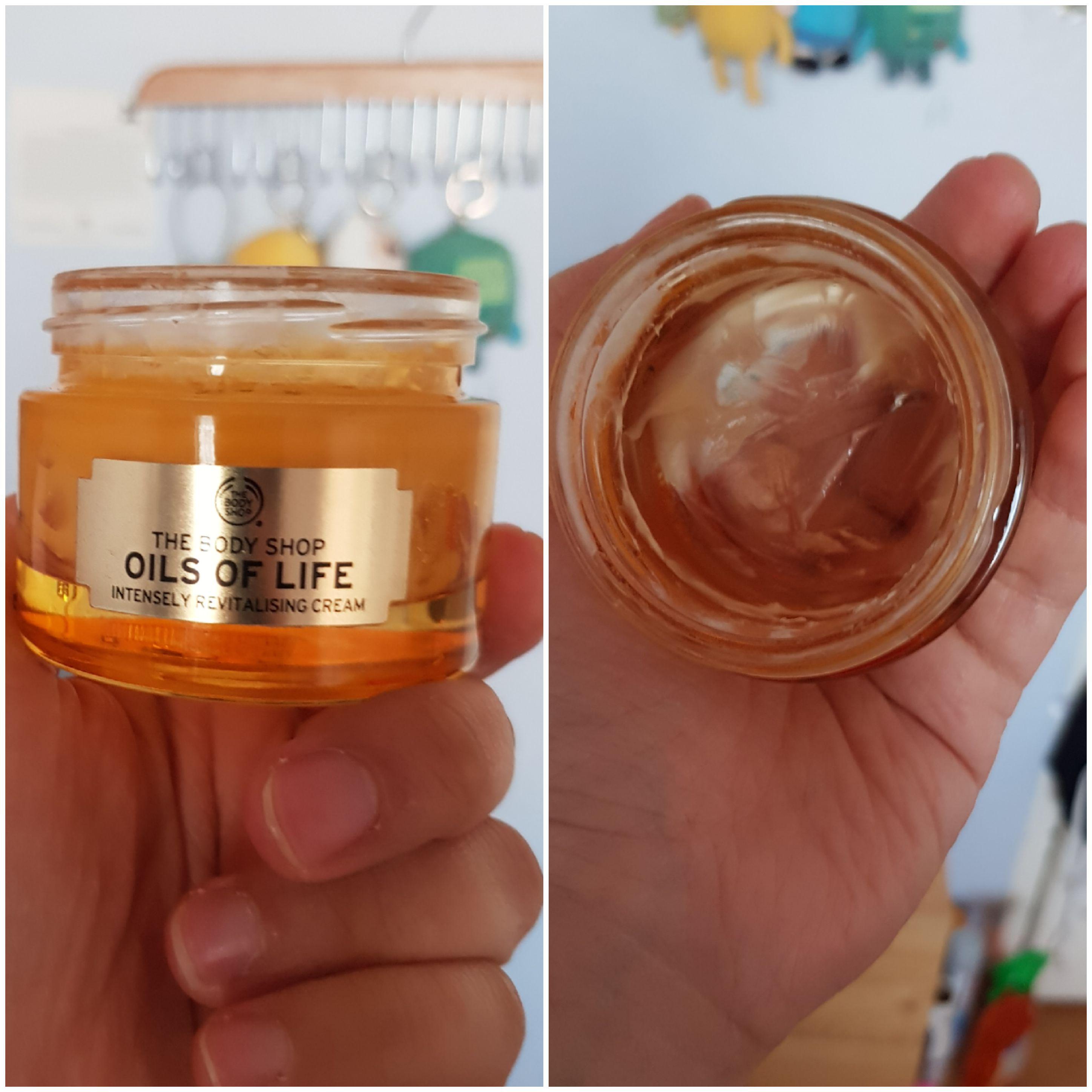 Body shop Oils of life intensely revitalising cream r/PanPorn