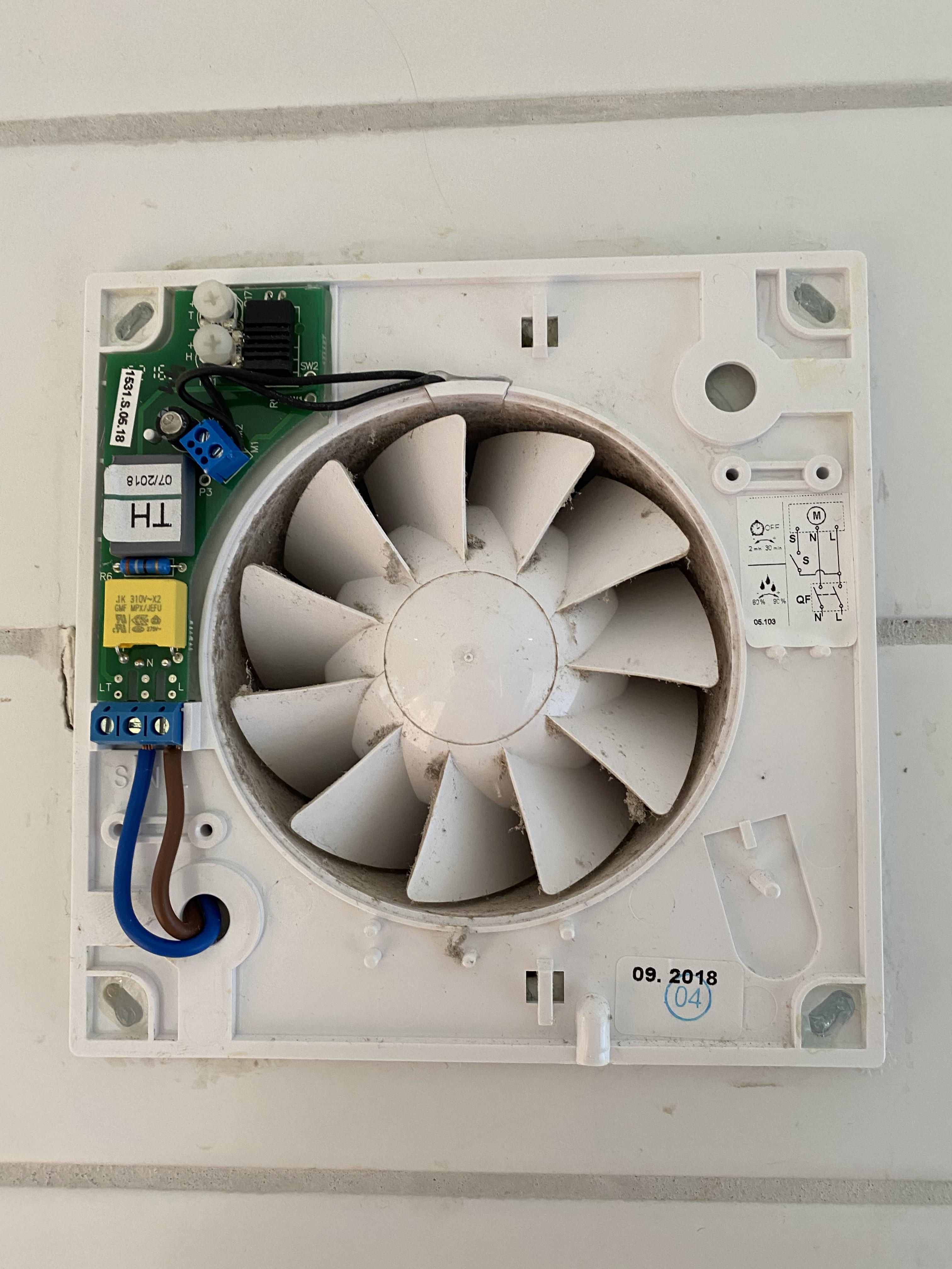 How can i bypass the humidity sensor on this fan so it turns on when