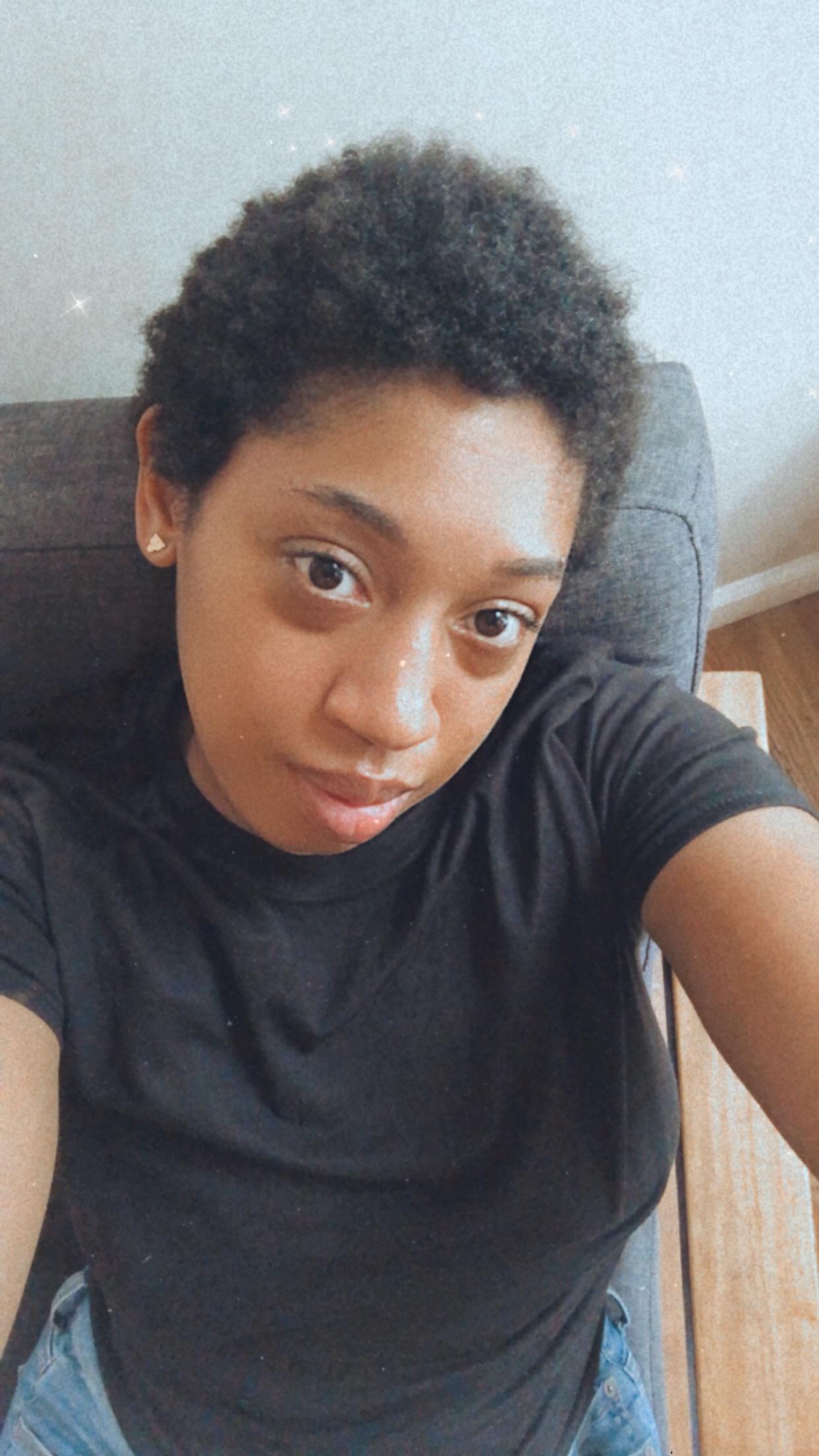 Normalize wearing black hair without a bag of products to define each