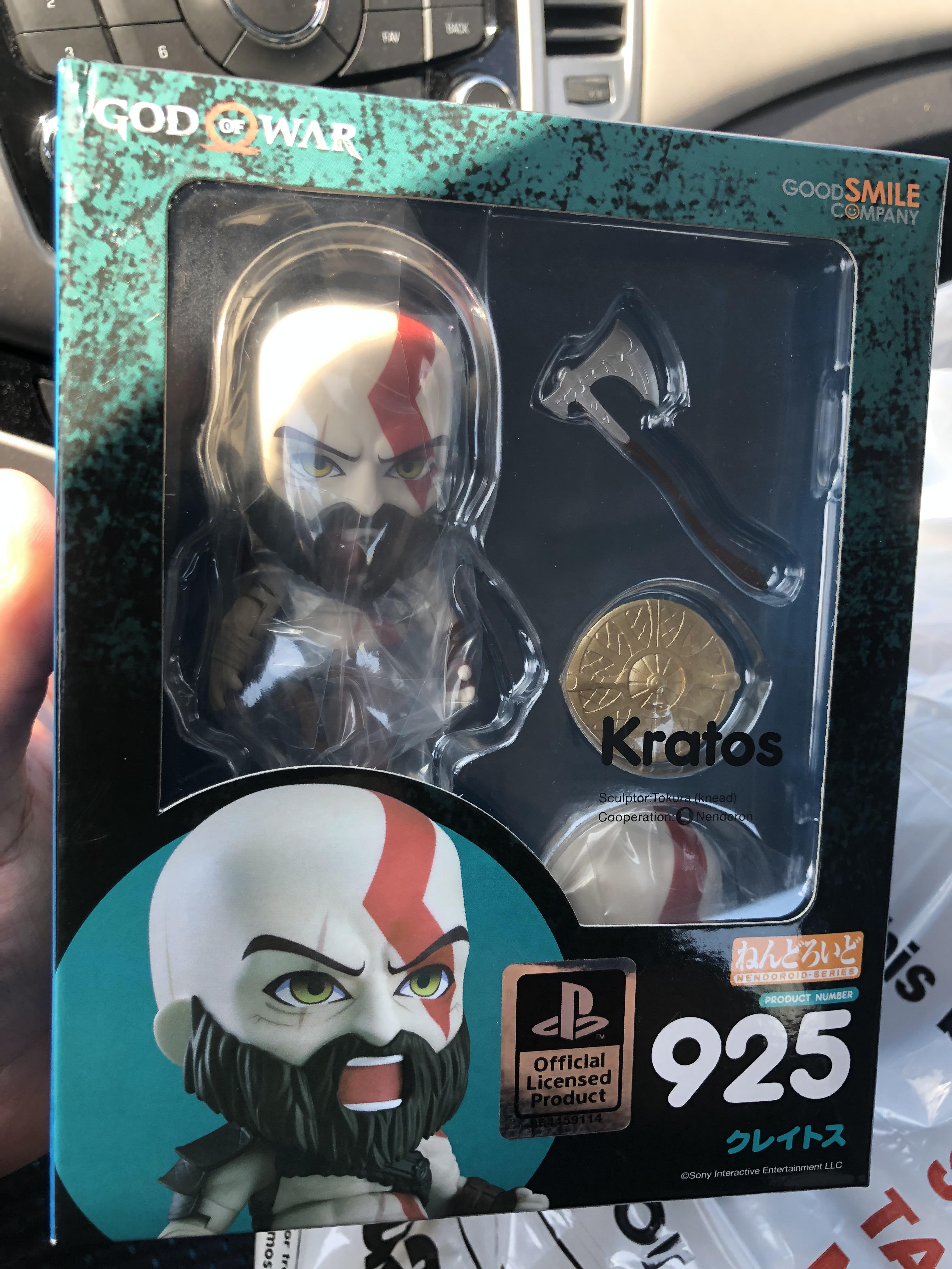 5 dollar Kratos GameStop !!!! Clearance action figures 5 dollars