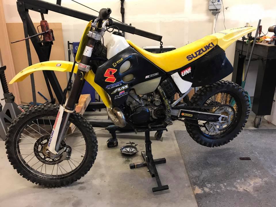 My new beater/friend bike - 1995 RM250 : r/Dirtbikes