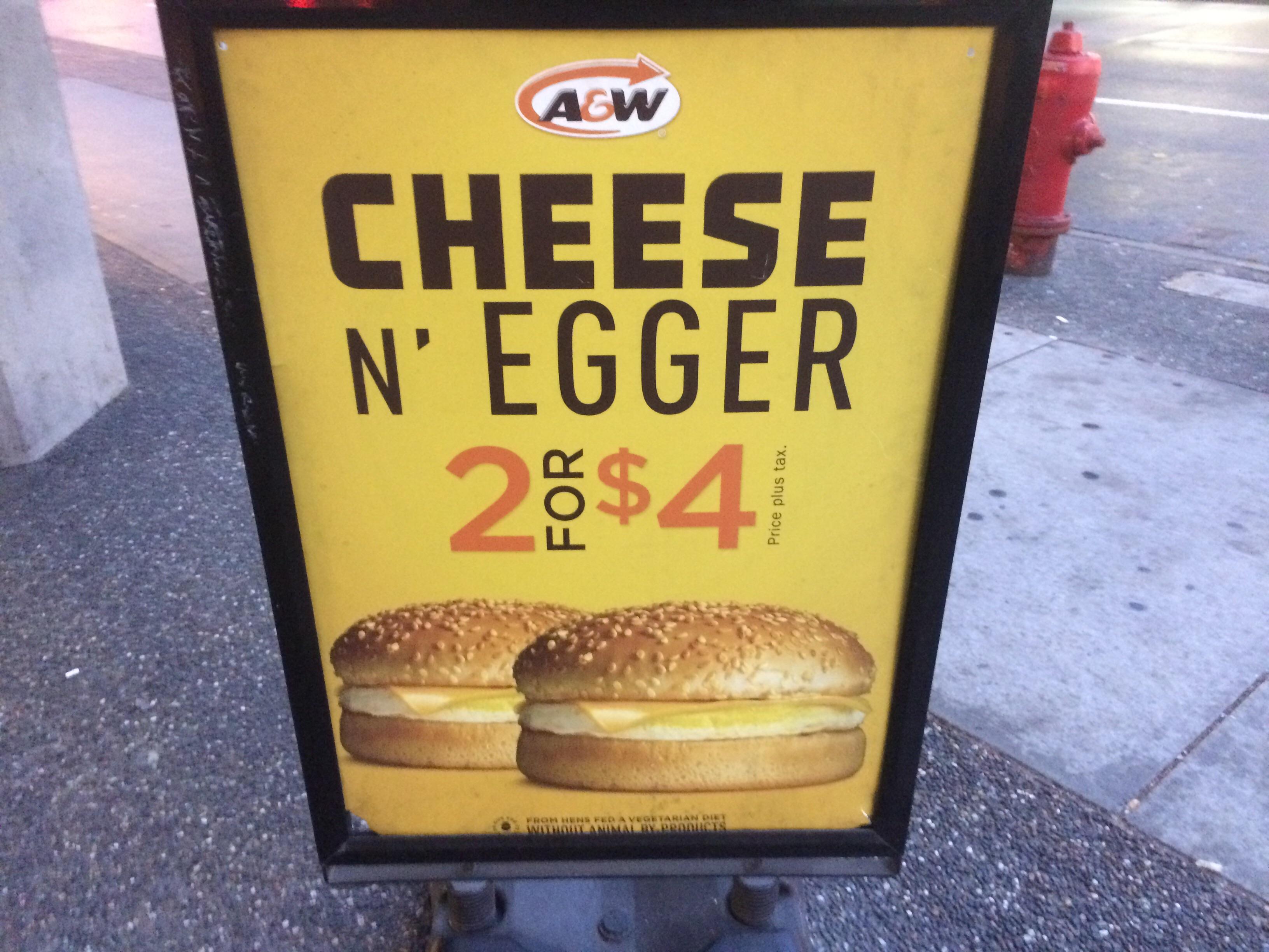 Does this looks wrong or am i just an asshole? CrappyDesign