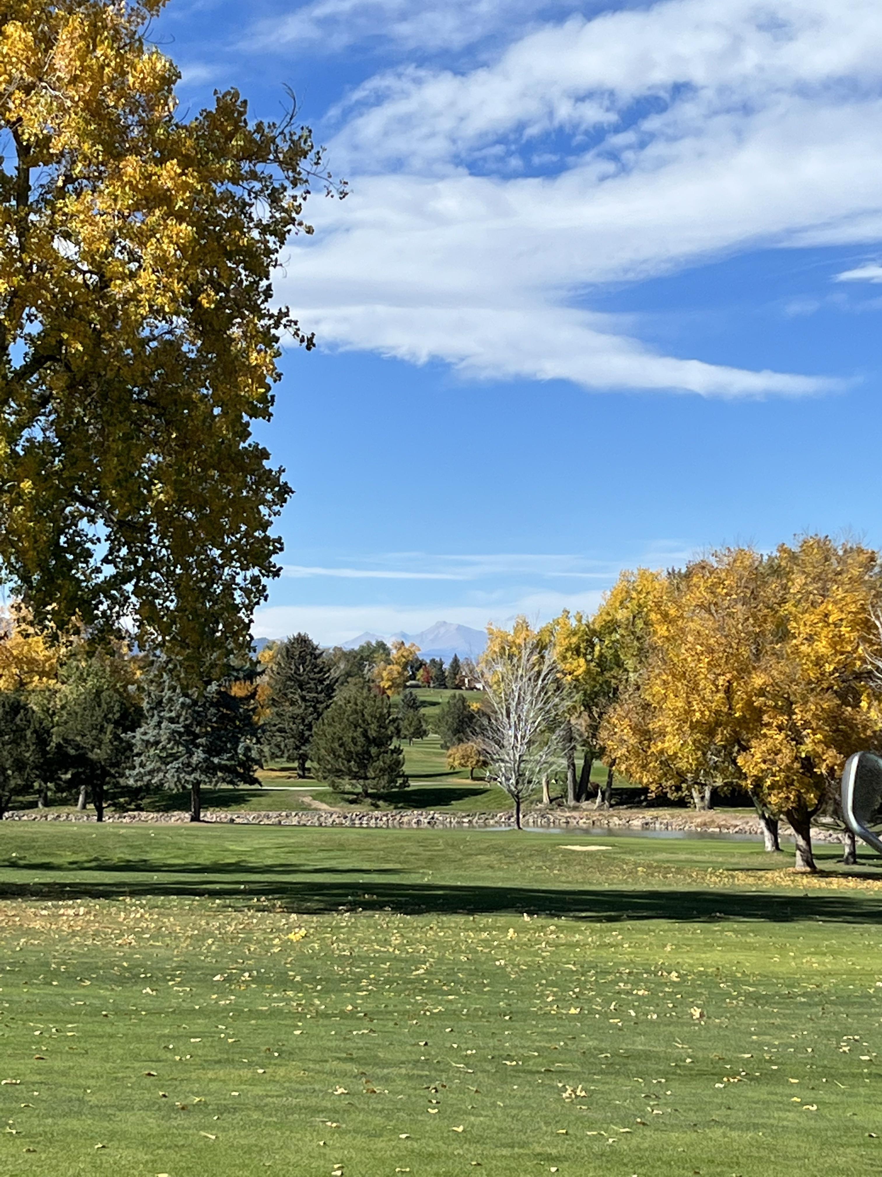 Longs Peak poking through from Indian Tree, Arvada CO r/golf